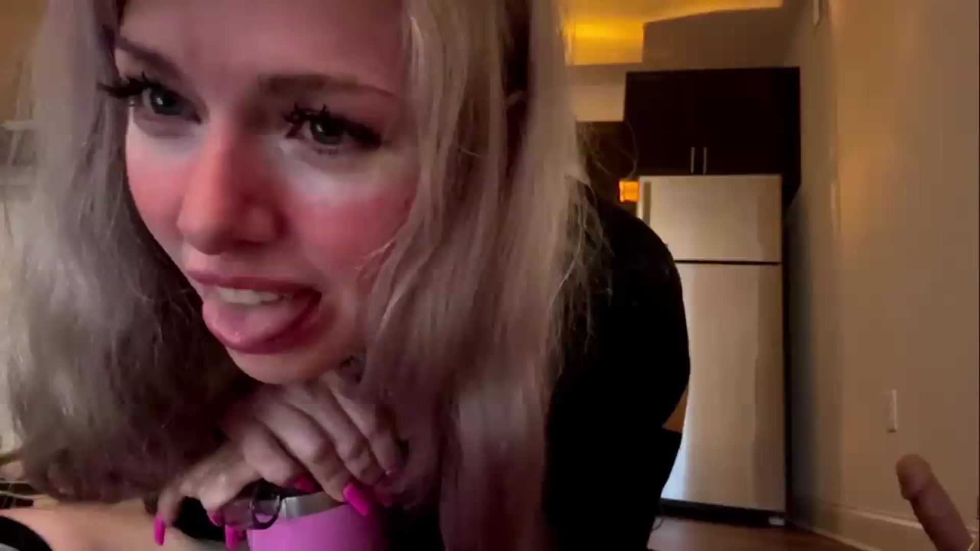 Gallery image thumbnail from DaddyProperty's myfreecams stream on, 05/19/2026, 01:39 image 5 of 20