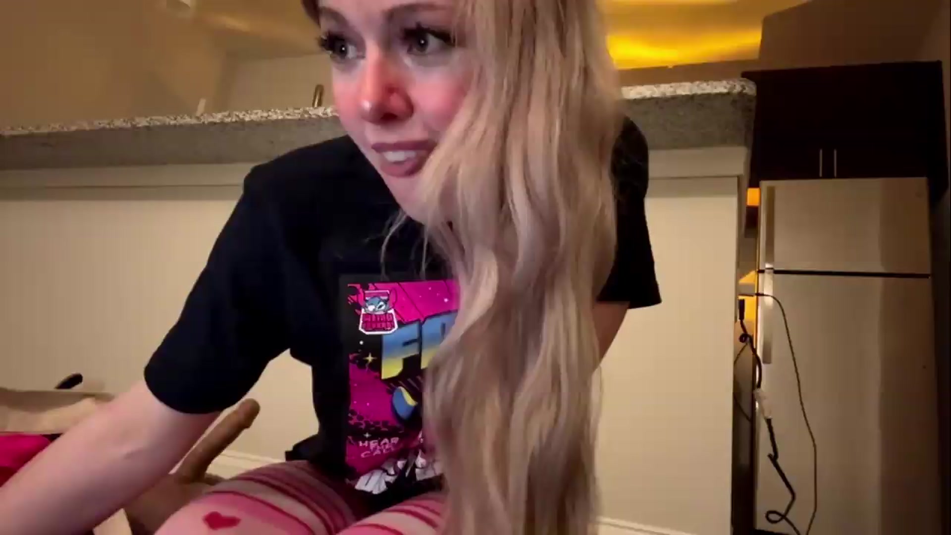Gallery image thumbnail from DaddyProperty's myfreecams stream on, 05/21/2026, 08:38 image 17 of 20