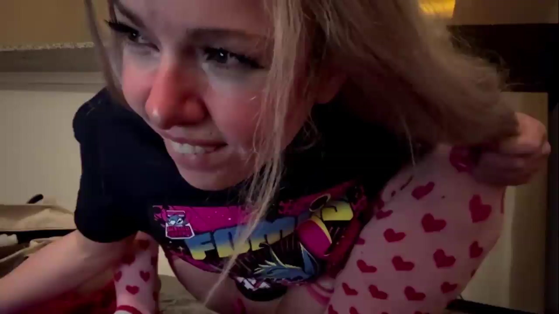 Gallery image thumbnail from DaddyProperty's myfreecams stream on, 05/21/2026, 10:24 image 6 of 20
