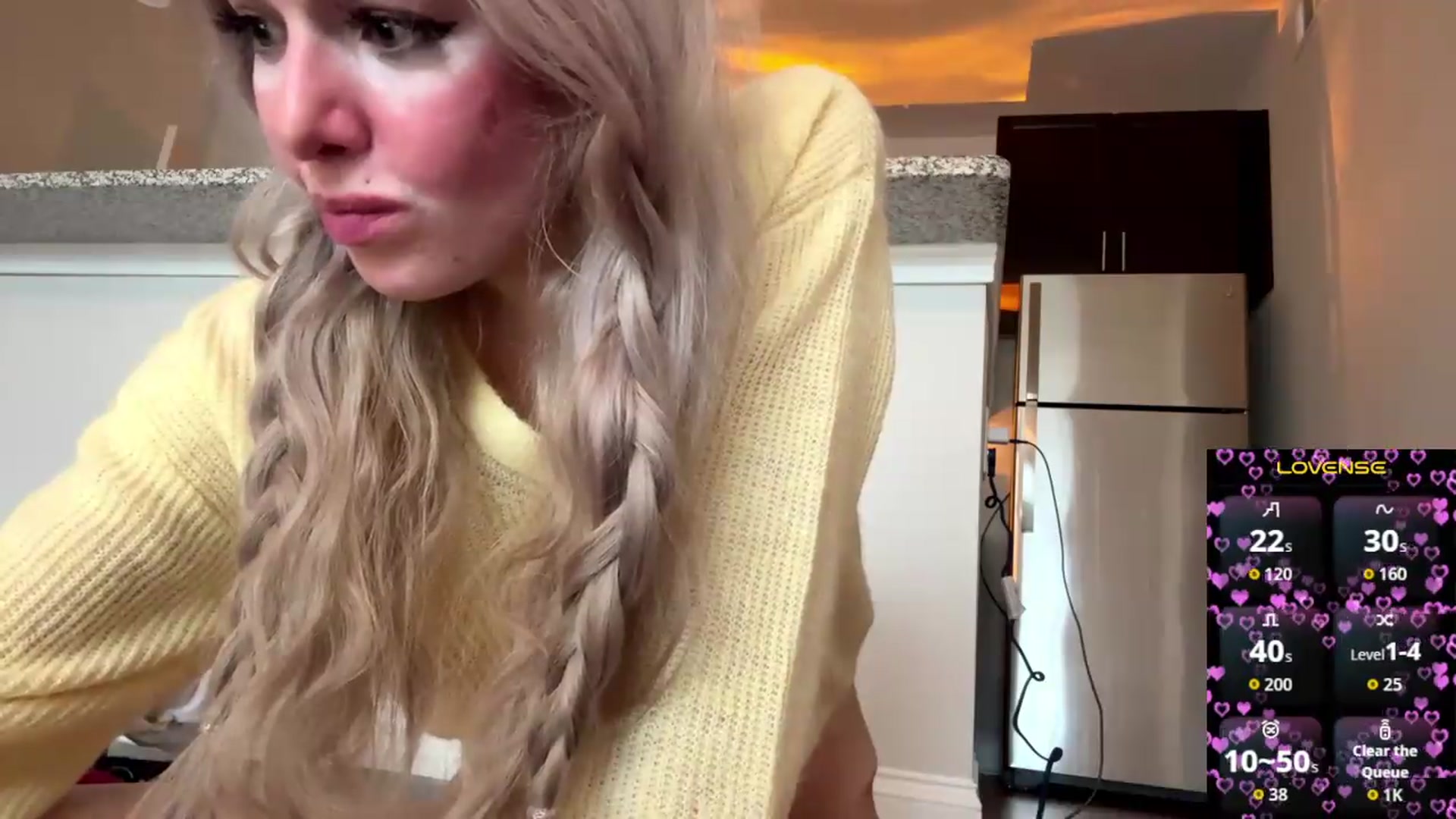 Gallery image thumbnail from DaddyProperty's myfreecams stream on, 05/22/2026, 20:36 image 14 of 20