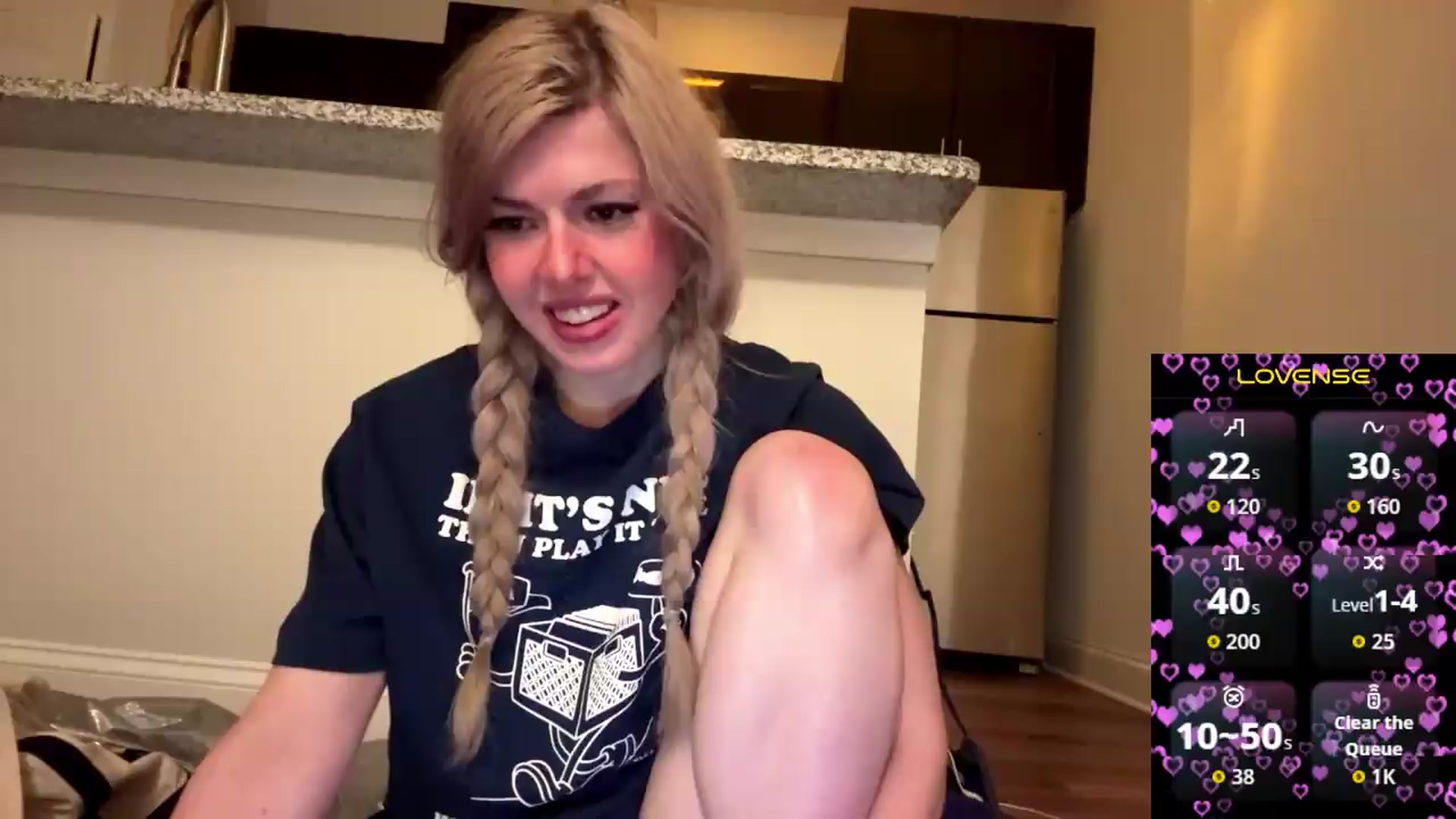 Gallery image thumbnail from DaddyProperty's myfreecams stream on, 06/04/2026, 05:07 image 2 of 20
