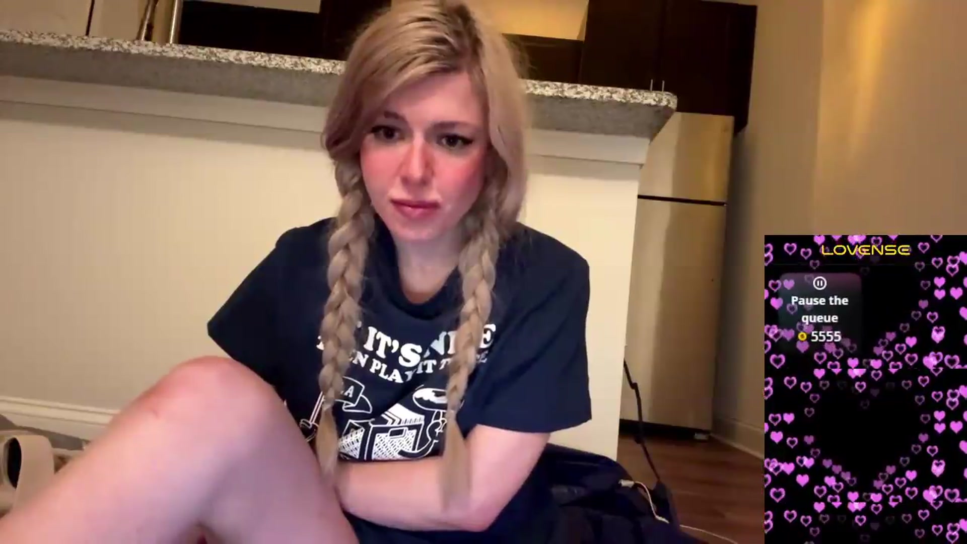 Gallery image thumbnail from DaddyProperty's myfreecams stream on, 06/04/2026, 06:44 image 12 of 20