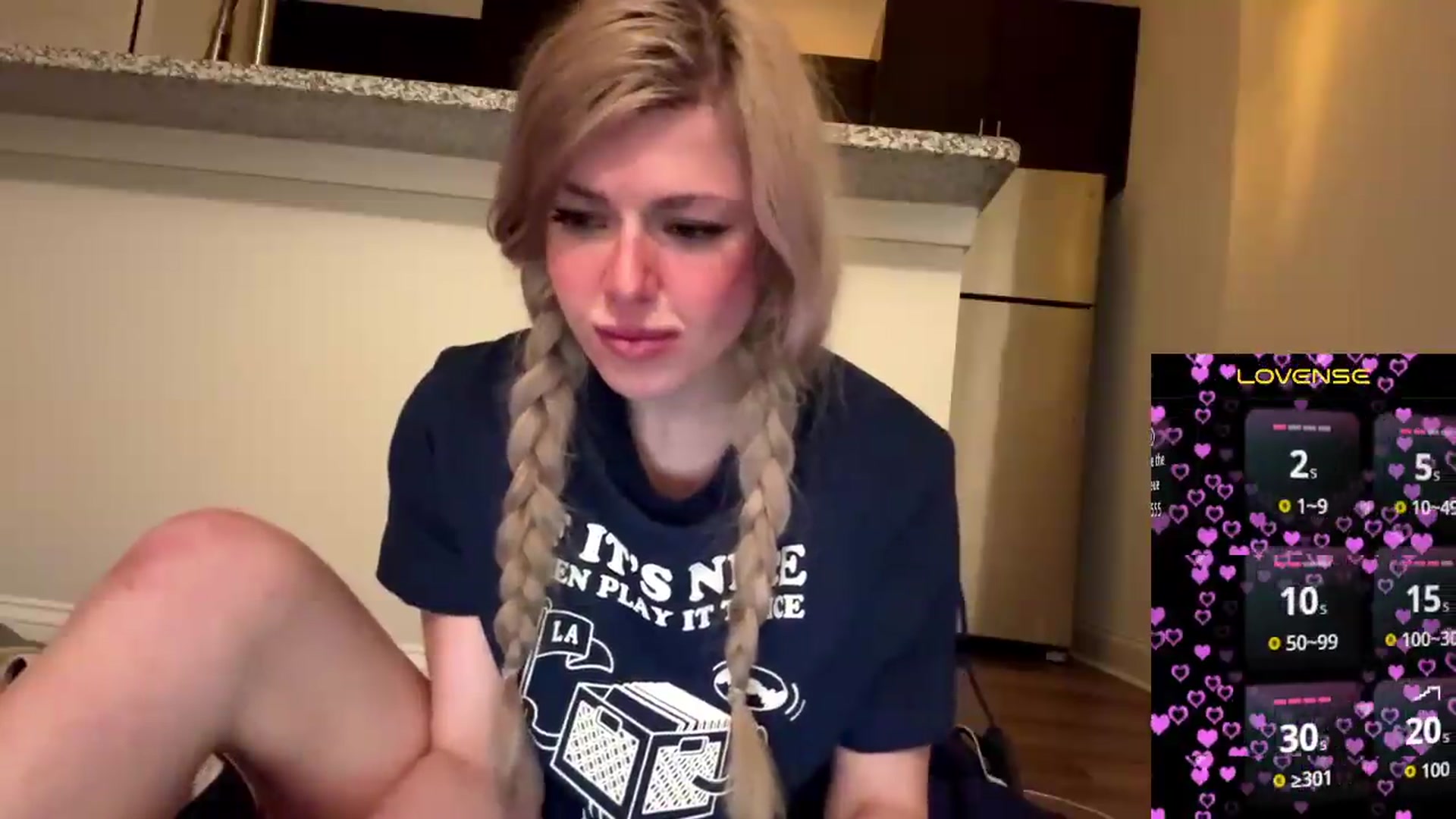 Gallery image thumbnail from DaddyProperty's myfreecams stream on, 06/04/2026, 06:44 image 11 of 20