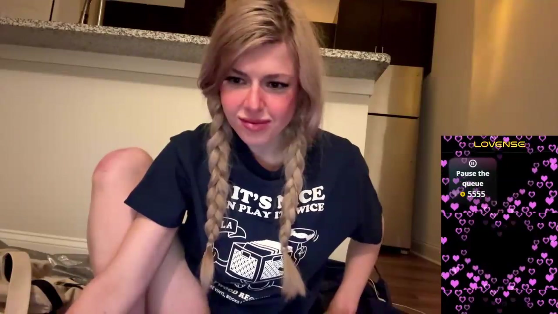 Gallery image thumbnail from DaddyProperty's myfreecams stream on, 06/04/2026, 06:44 image 18 of 20