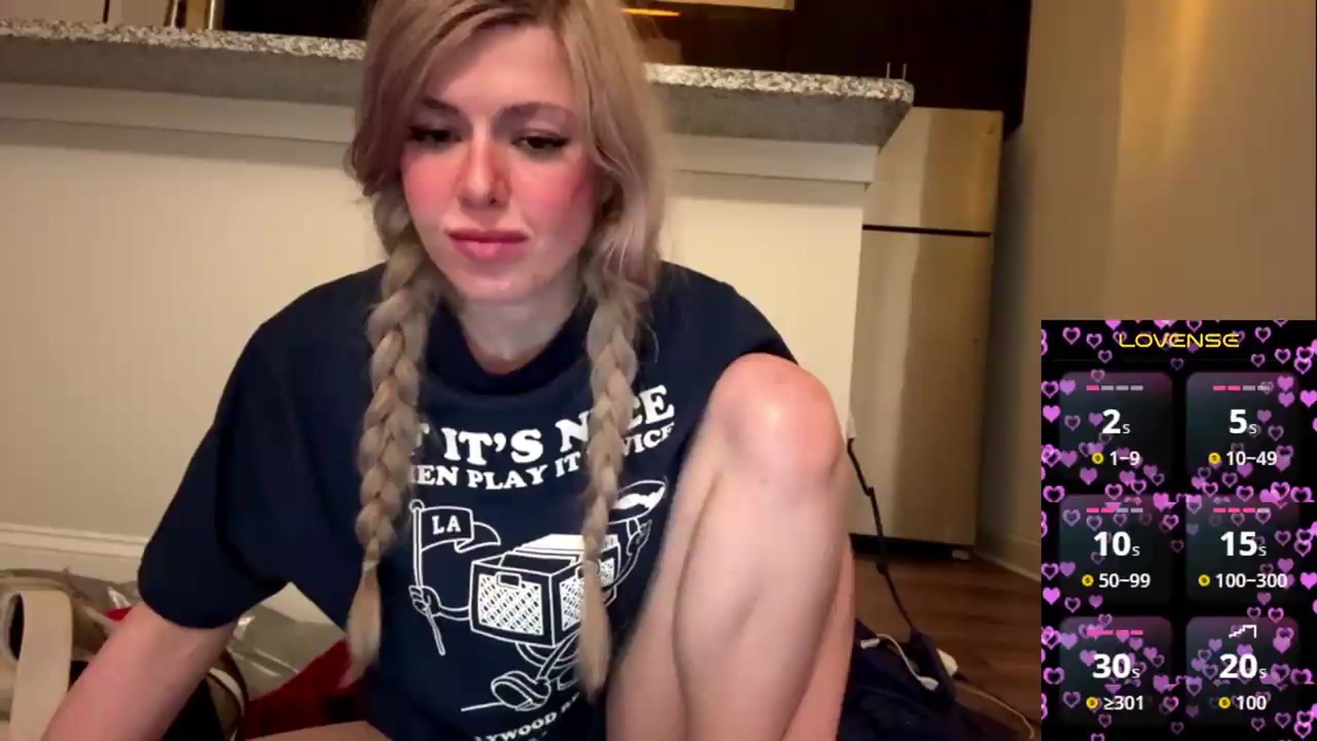 Gallery image thumbnail from DaddyProperty's myfreecams stream on, 06/04/2026, 10:28 image 5 of 20