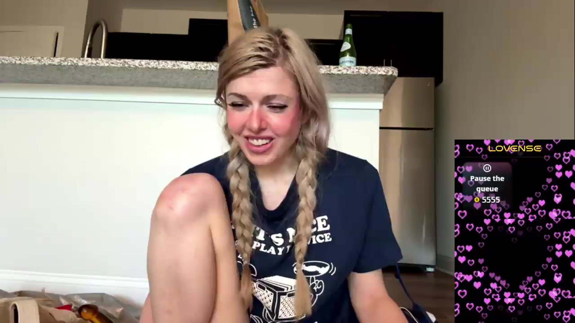 Gallery image thumbnail from DaddyProperty's myfreecams stream on, 06/04/2026, 13:22 image 13 of 20