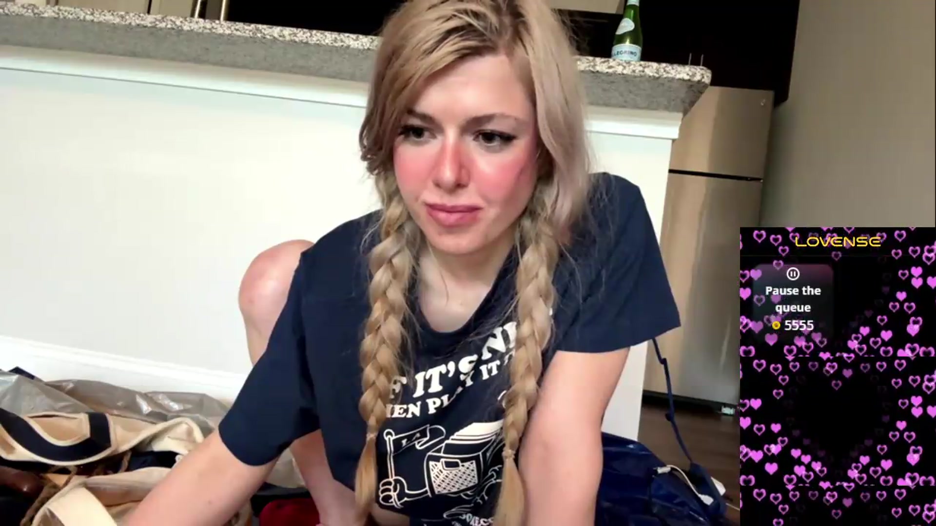 Gallery image thumbnail from DaddyProperty's myfreecams stream on, 06/04/2026, 17:16 image 18 of 20