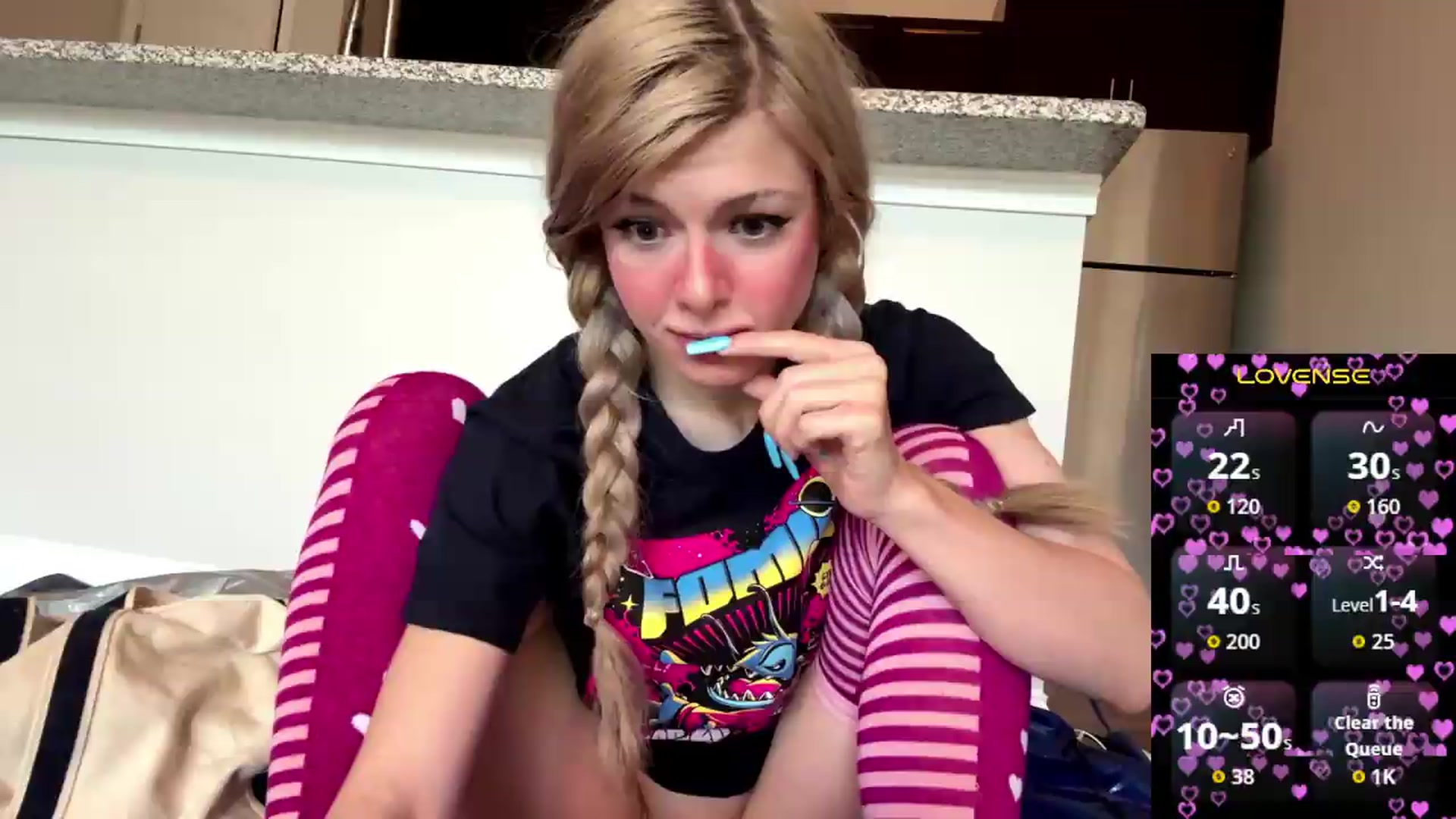Gallery image thumbnail from DaddyProperty's myfreecams stream on, 06/05/2026, 17:01 image 5 of 20