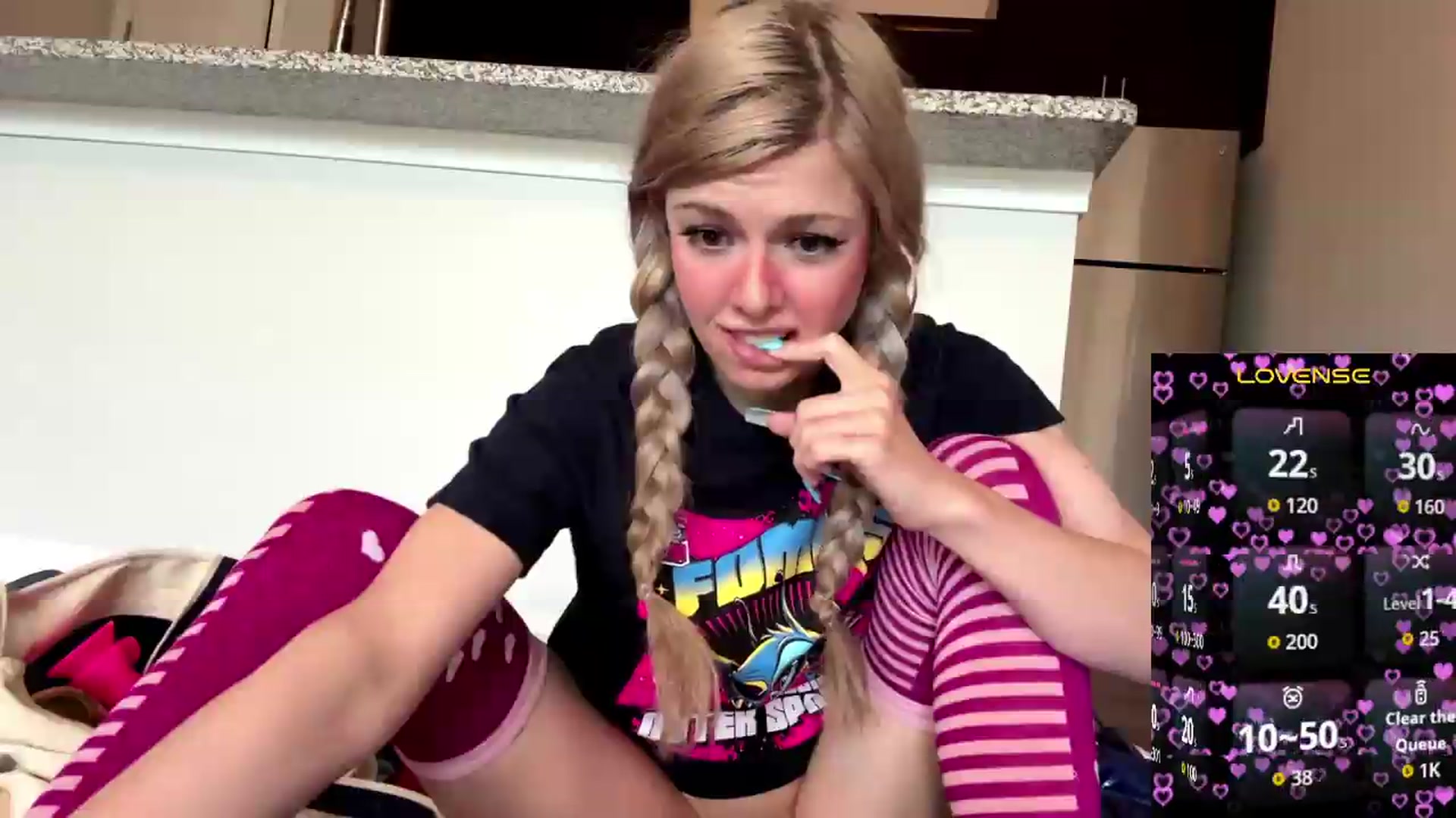 Gallery image thumbnail from DaddyProperty's myfreecams stream on, 06/05/2026, 17:01 image 20 of 20