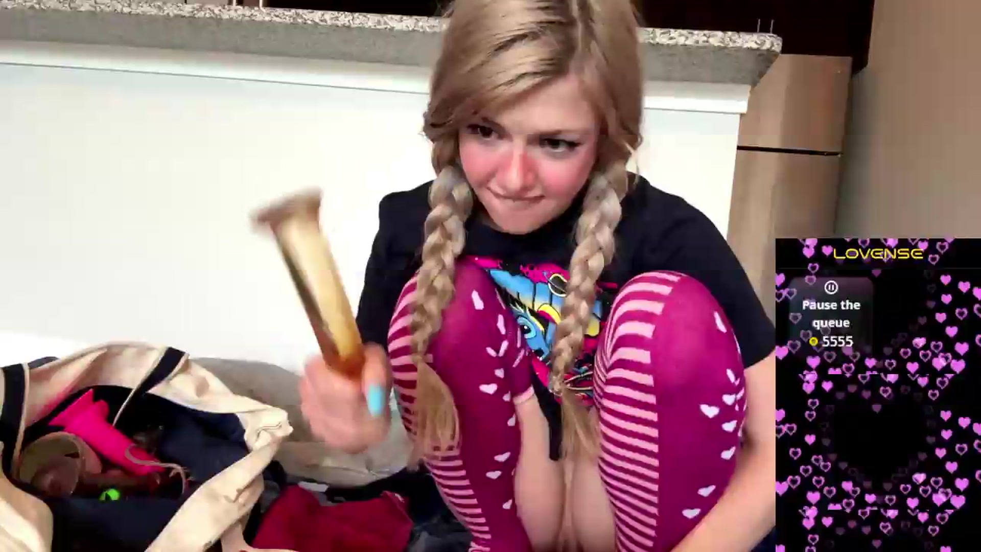 Gallery image thumbnail from DaddyProperty's myfreecams stream on, 06/05/2026, 17:01 image 15 of 20
