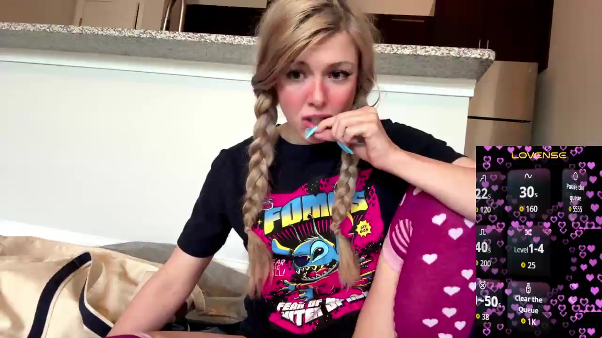 Gallery image thumbnail from DaddyProperty's myfreecams stream on, 06/05/2026, 17:41 image 19 of 20