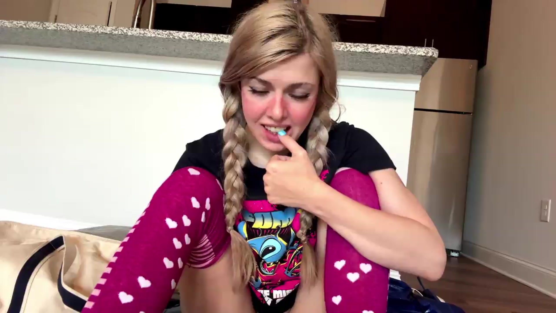 Gallery image thumbnail from DaddyProperty's myfreecams stream on, 06/05/2026, 17:41 image 2 of 20