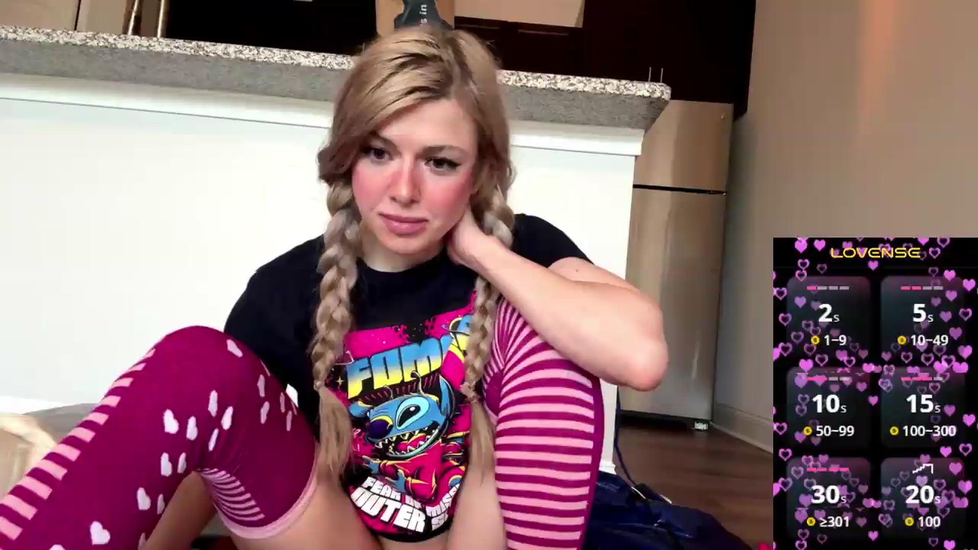 Gallery image thumbnail from DaddyProperty's myfreecams stream on, 06/05/2026, 19:31 image 4 of 20