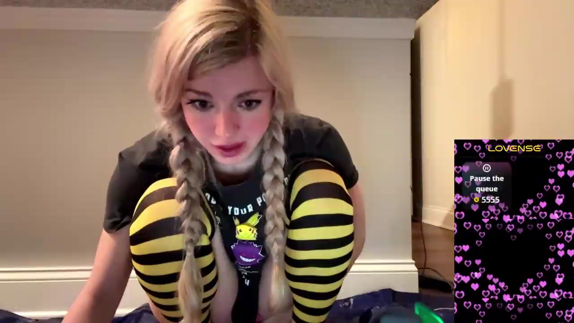 Gallery image thumbnail from DaddyProperty's myfreecams stream on, 06/10/2026, 08:21 image 18 of 20