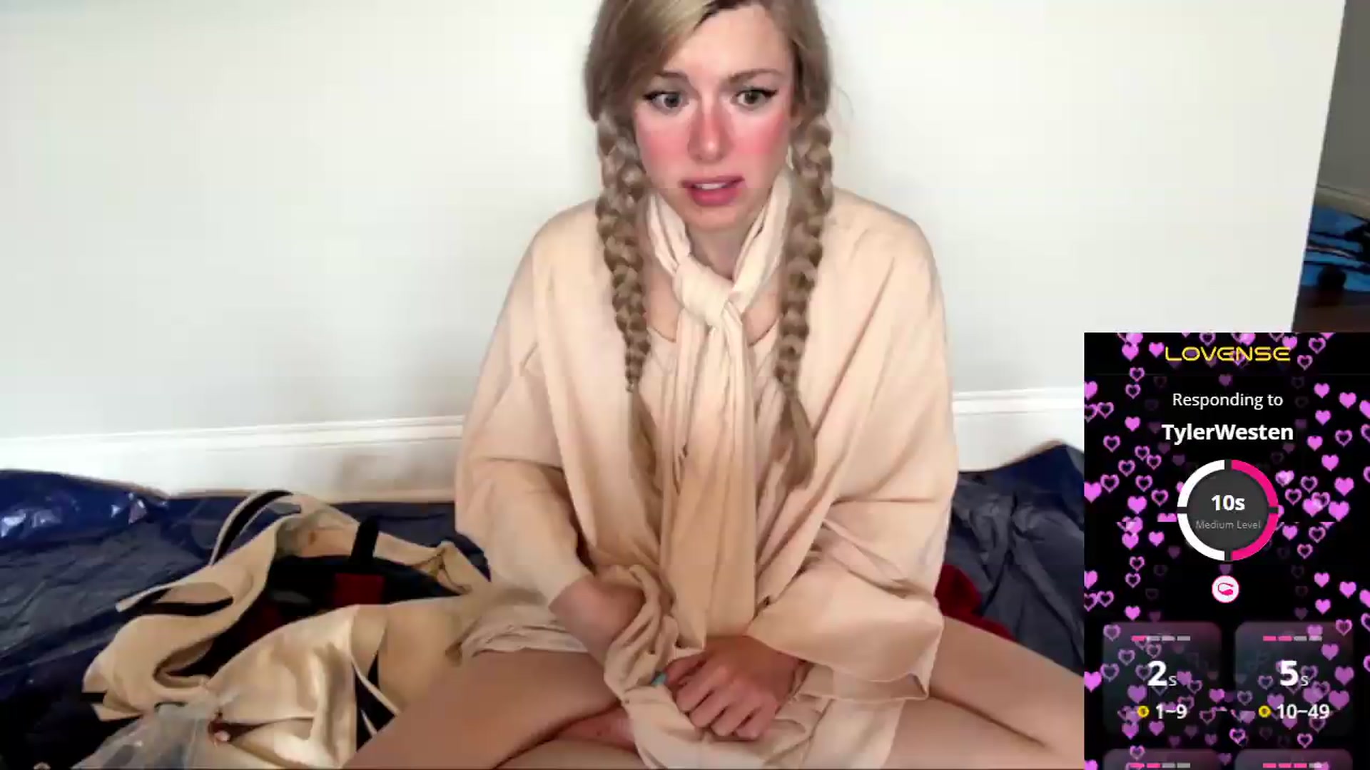 Gallery image thumbnail from DaddyProperty's myfreecams stream on, 06/14/2026, 16:38 image 14 of 20