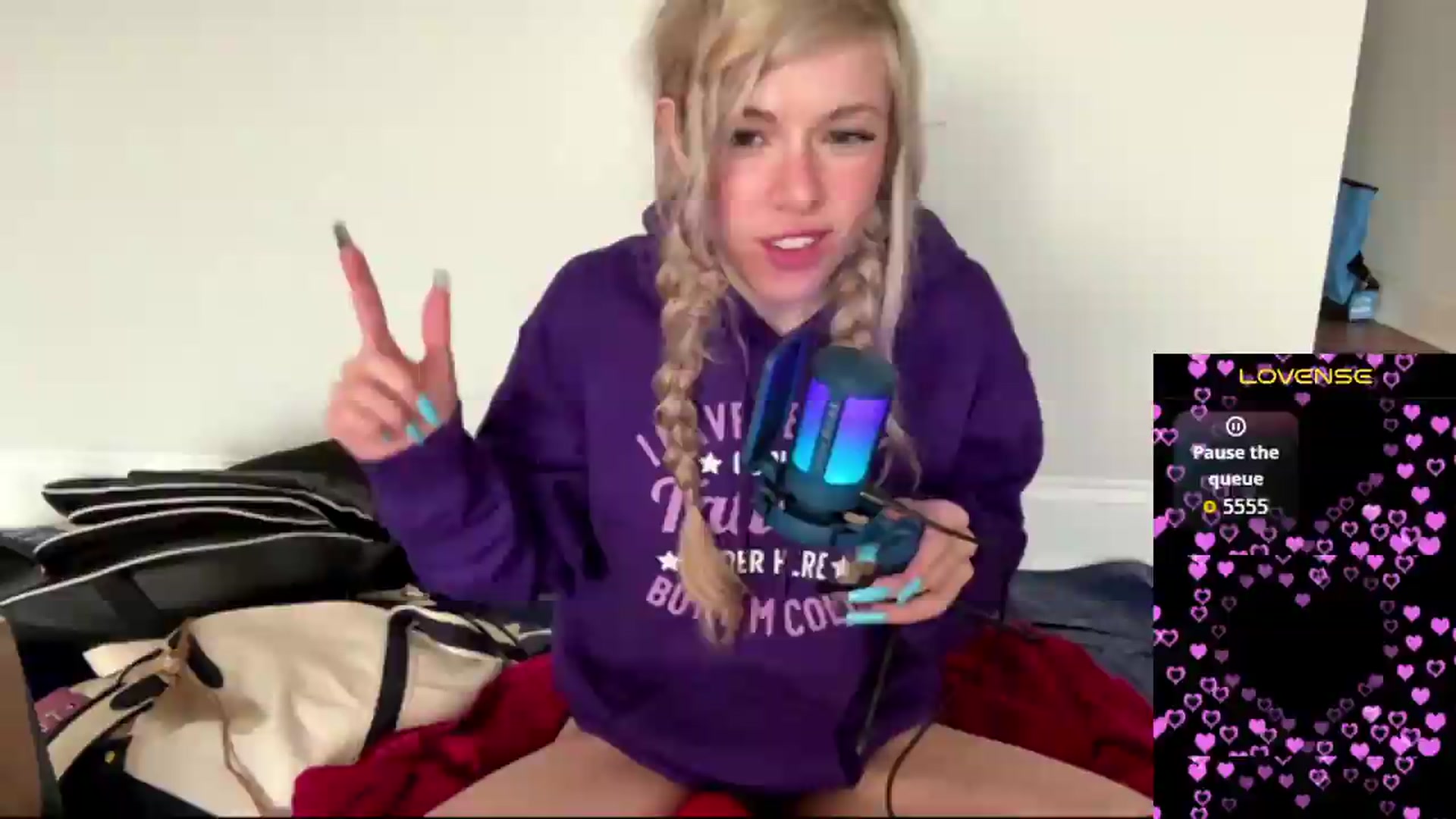 Gallery image thumbnail from DaddyProperty's myfreecams stream on, 06/22/2026, 24:37 image 3 of 20