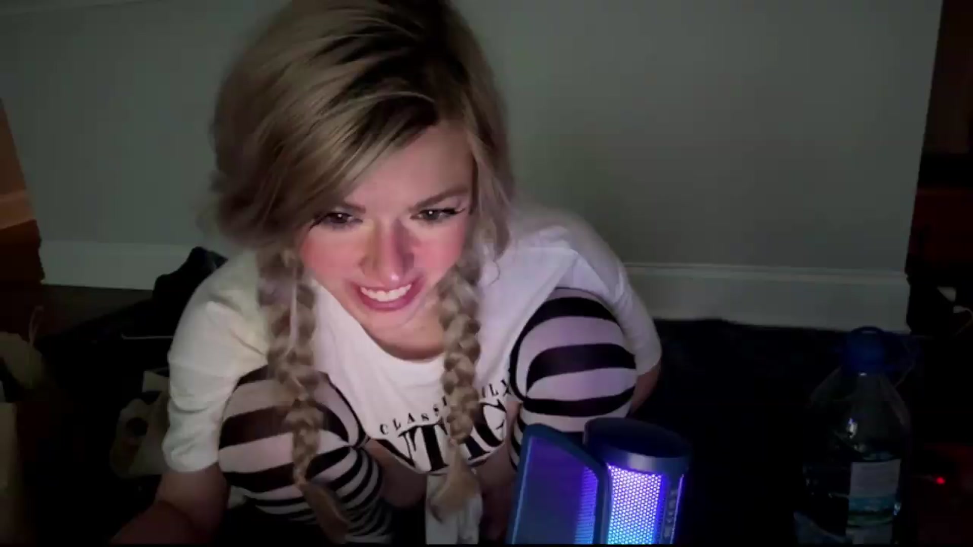 Gallery image thumbnail from DaddyProperty's myfreecams stream on, 06/27/2026, 24:12 image 13 of 20