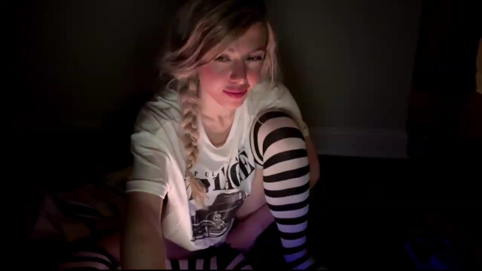 Gallery image thumbnail from DaddyProperty's myfreecams stream on, 06/27/2026, 01:51 image 8 of 20