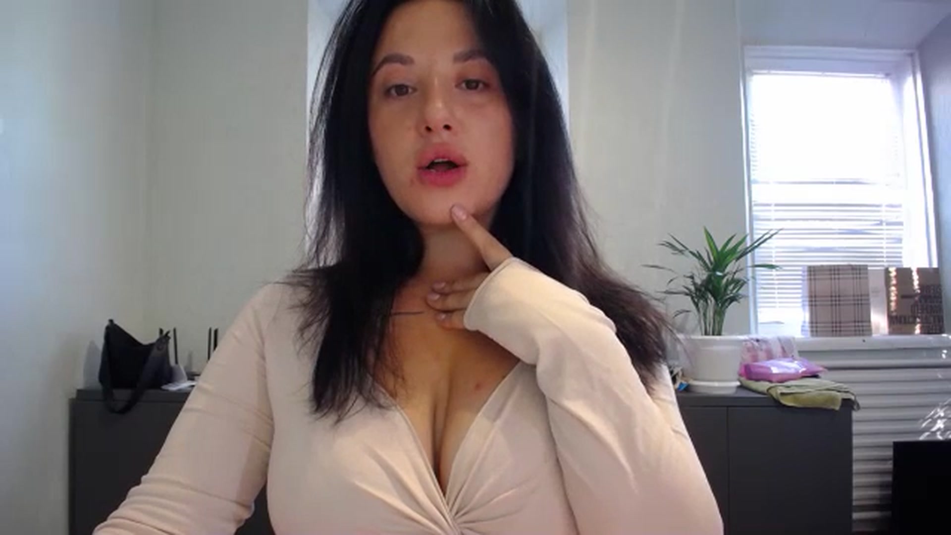 Gallery image thumbnail from DaddyWFantast's myfreecams stream on, 08/08/2024, 14:45 image 5 of 20