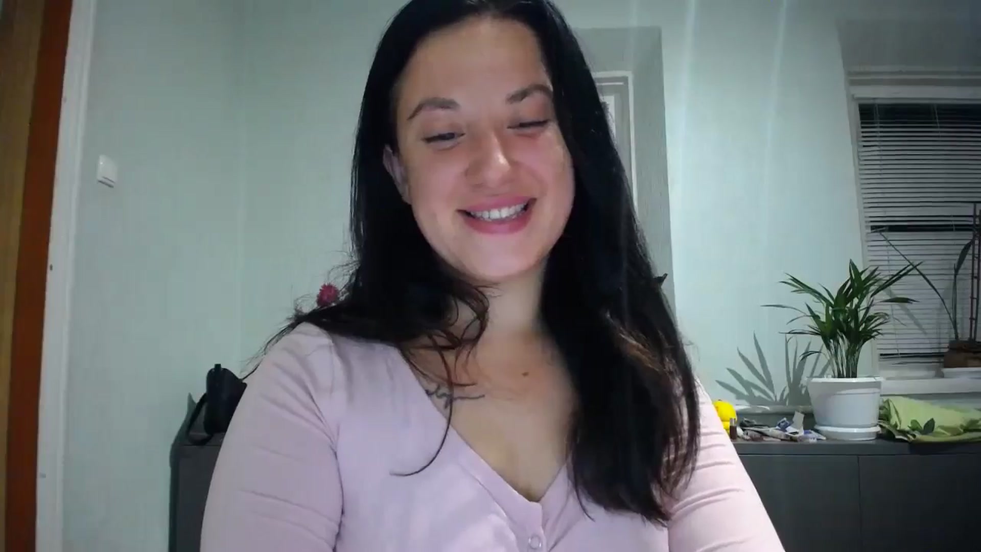 Gallery image thumbnail from DaddyWFantast's myfreecams stream on, 08/25/2024, 19:12 image 18 of 20