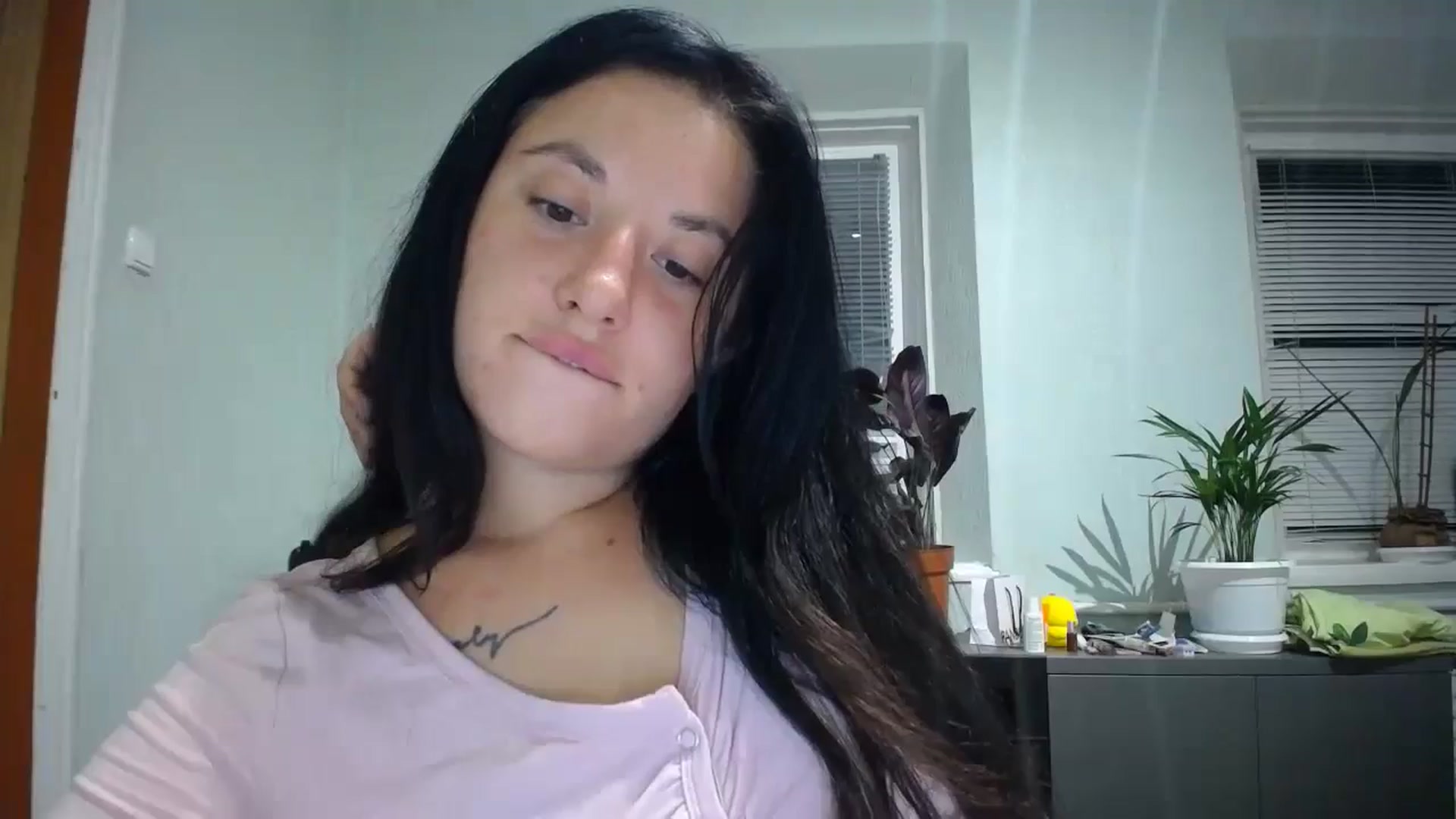 Gallery image thumbnail from DaddyWFantast's myfreecams stream on, 08/25/2024, 19:12 image 3 of 20
