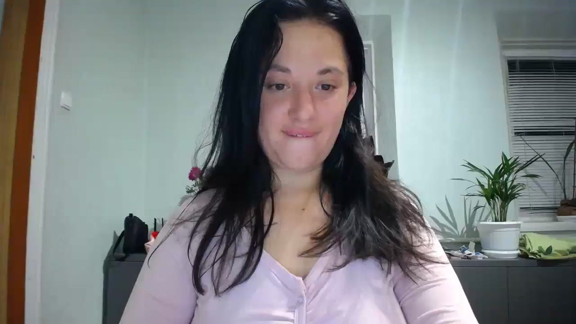 Gallery image thumbnail from DaddyWFantast's myfreecams stream on, 08/25/2024, 19:31 image 4 of 20