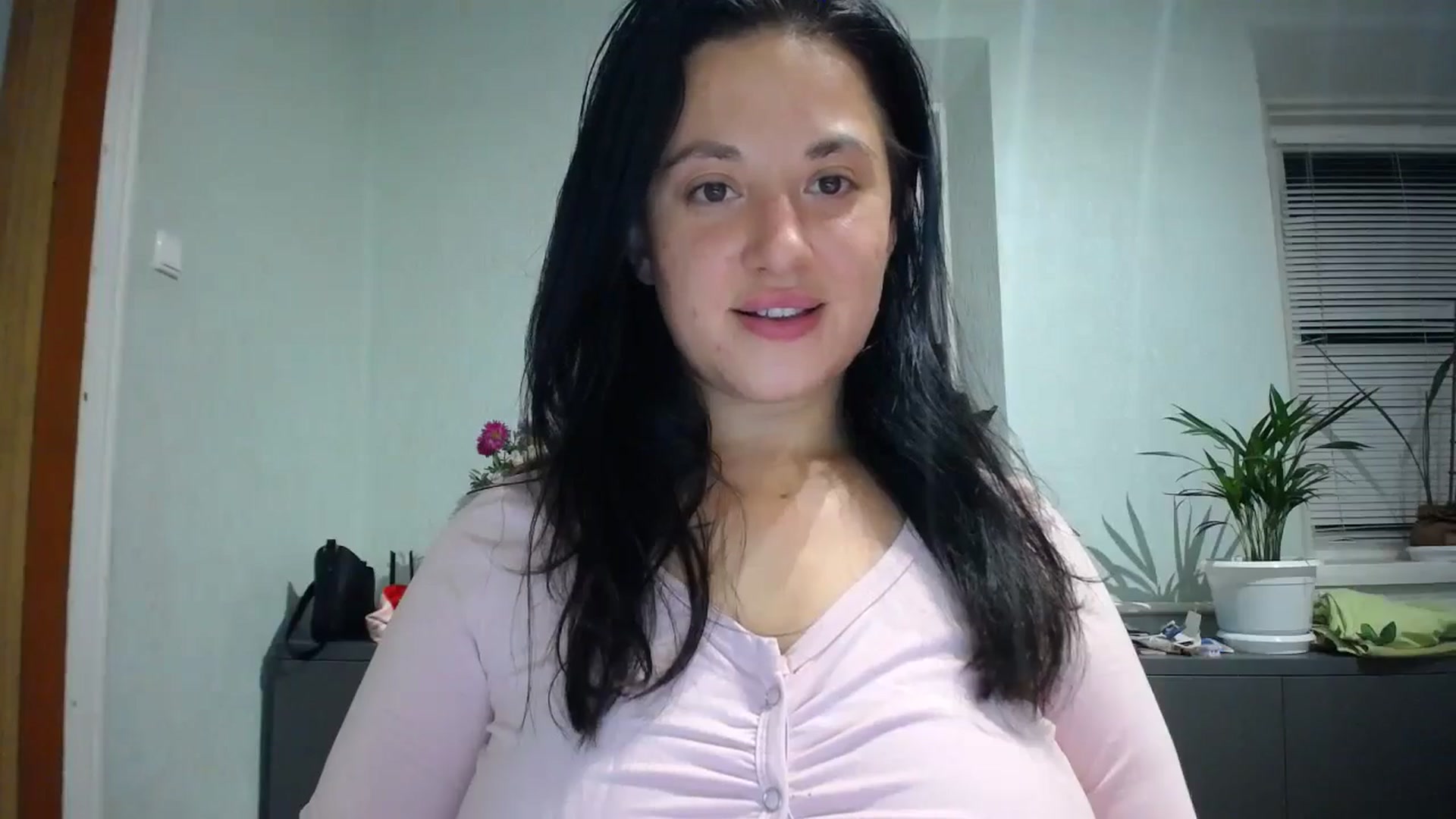 Gallery image thumbnail from DaddyWFantast's myfreecams stream on, 08/25/2024, 19:31 image 18 of 20