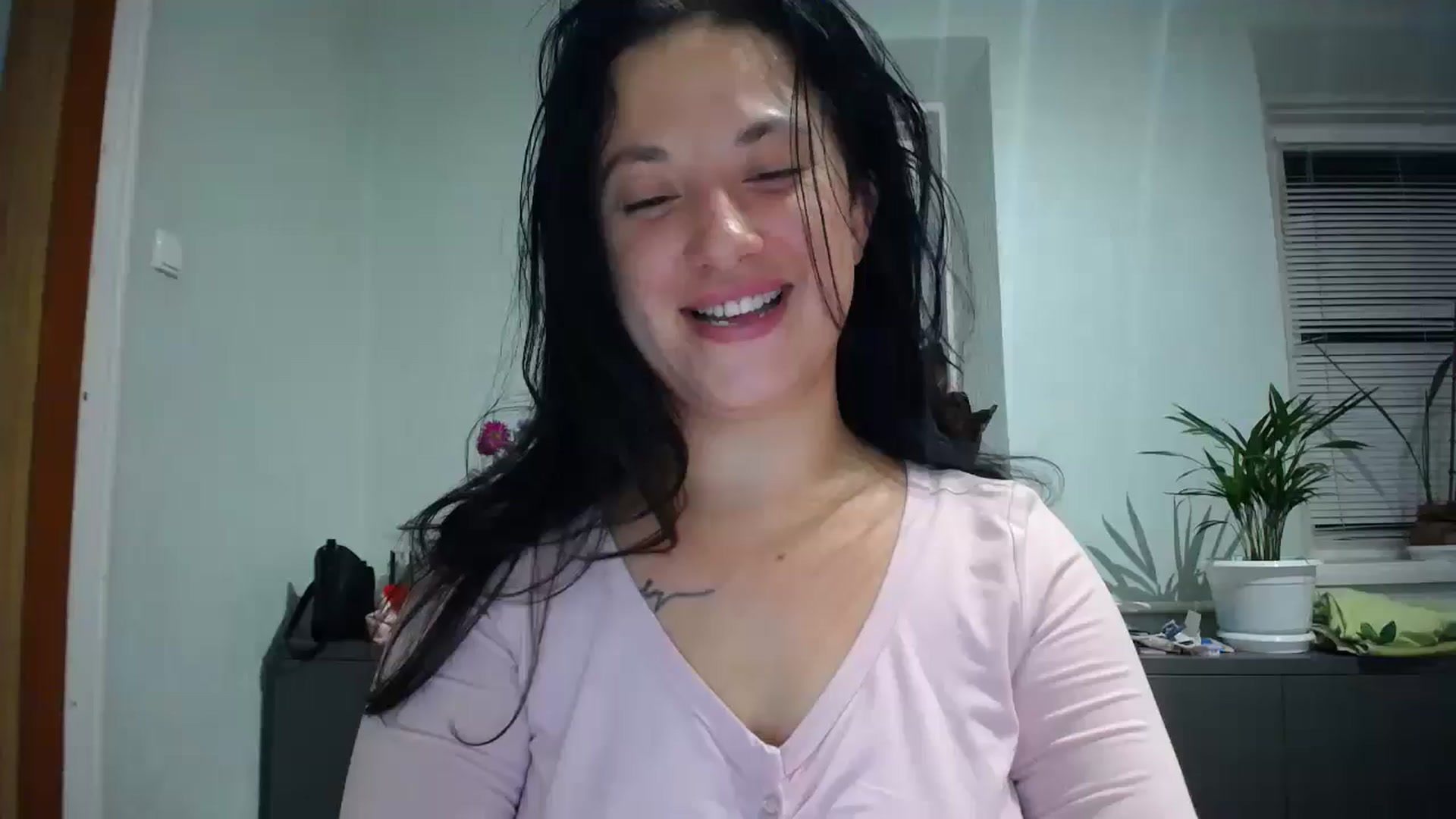 Gallery image thumbnail from DaddyWFantast's myfreecams stream on, 08/25/2024, 19:31 image 7 of 20