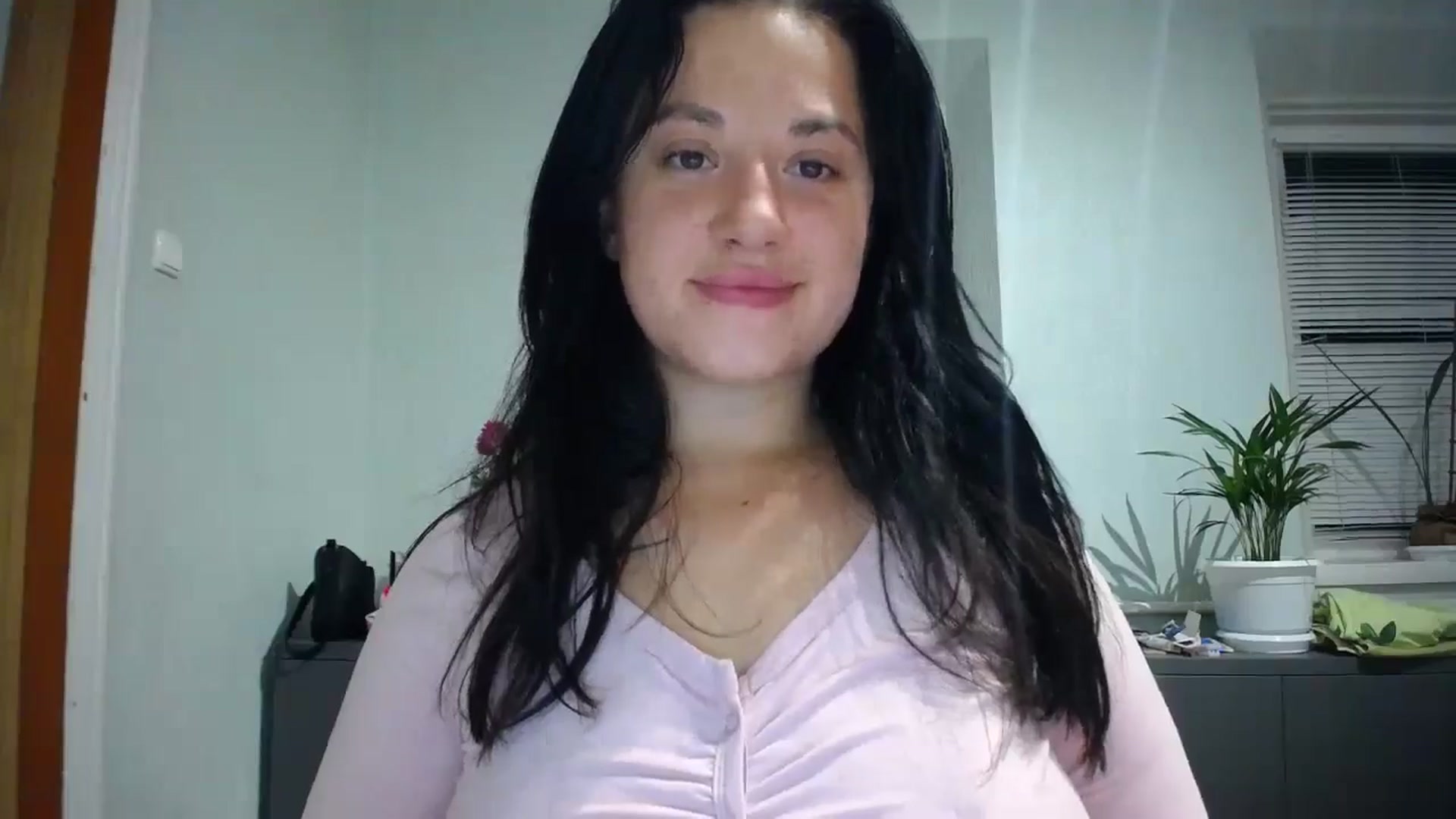 Gallery image thumbnail from DaddyWFantast's myfreecams stream on, 08/25/2024, 19:31 image 16 of 20