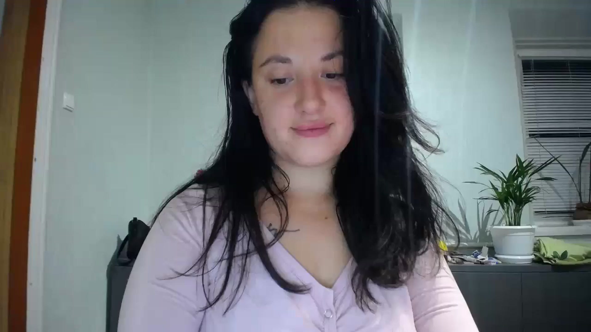 Gallery image thumbnail from DaddyWFantast's myfreecams stream on, 08/25/2024, 19:49 image 11 of 20