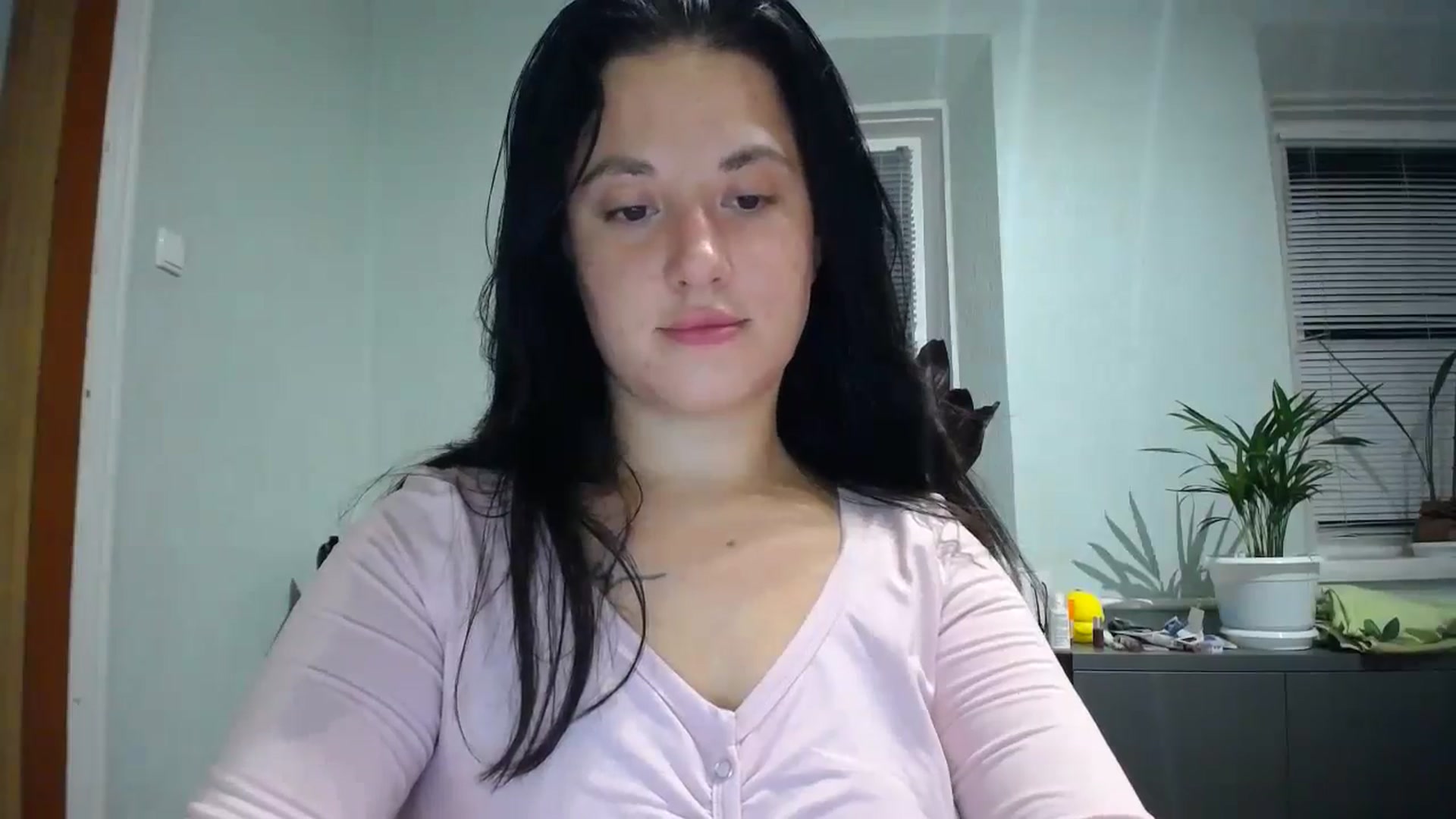 Gallery image thumbnail from DaddyWFantast's myfreecams stream on, 08/25/2024, 19:49 image 20 of 20
