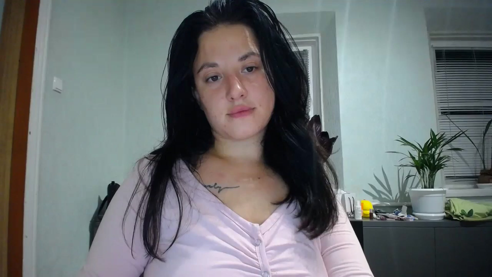 Gallery image thumbnail from DaddyWFantast's myfreecams stream on, 08/25/2024, 19:49 image 17 of 20