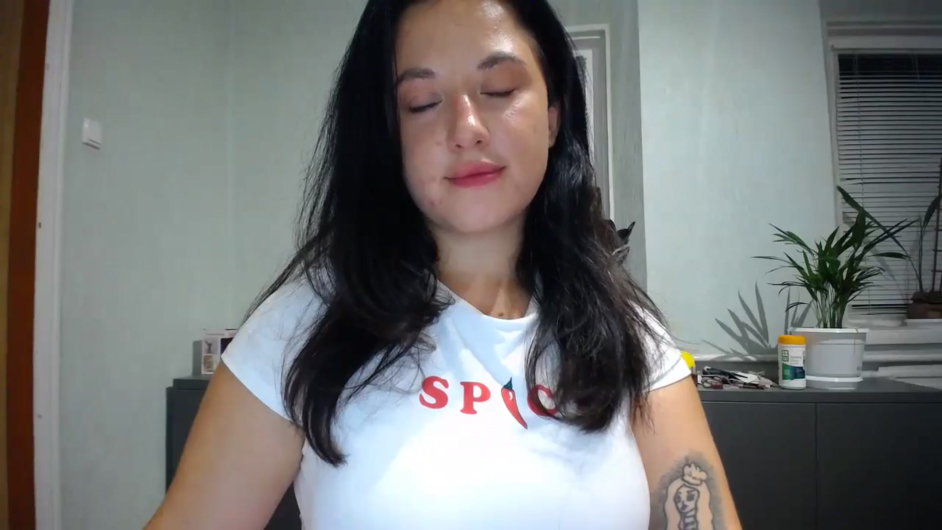Gallery image thumbnail from DaddyWFantast's myfreecams stream on, 08/31/2024, 20:17 image 14 of 20