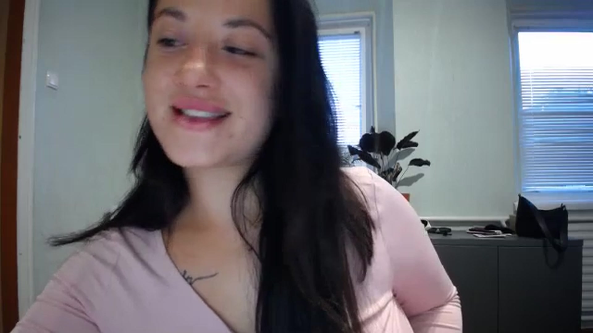 Gallery image thumbnail from DaddyWFantast's myfreecams stream on, 09/06/2024, 16:09 image 8 of 20
