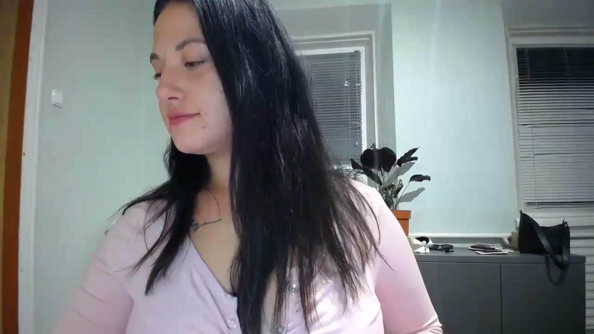 Gallery image thumbnail from DaddyWFantast's myfreecams stream on, 09/06/2024, 18:40 image 5 of 20