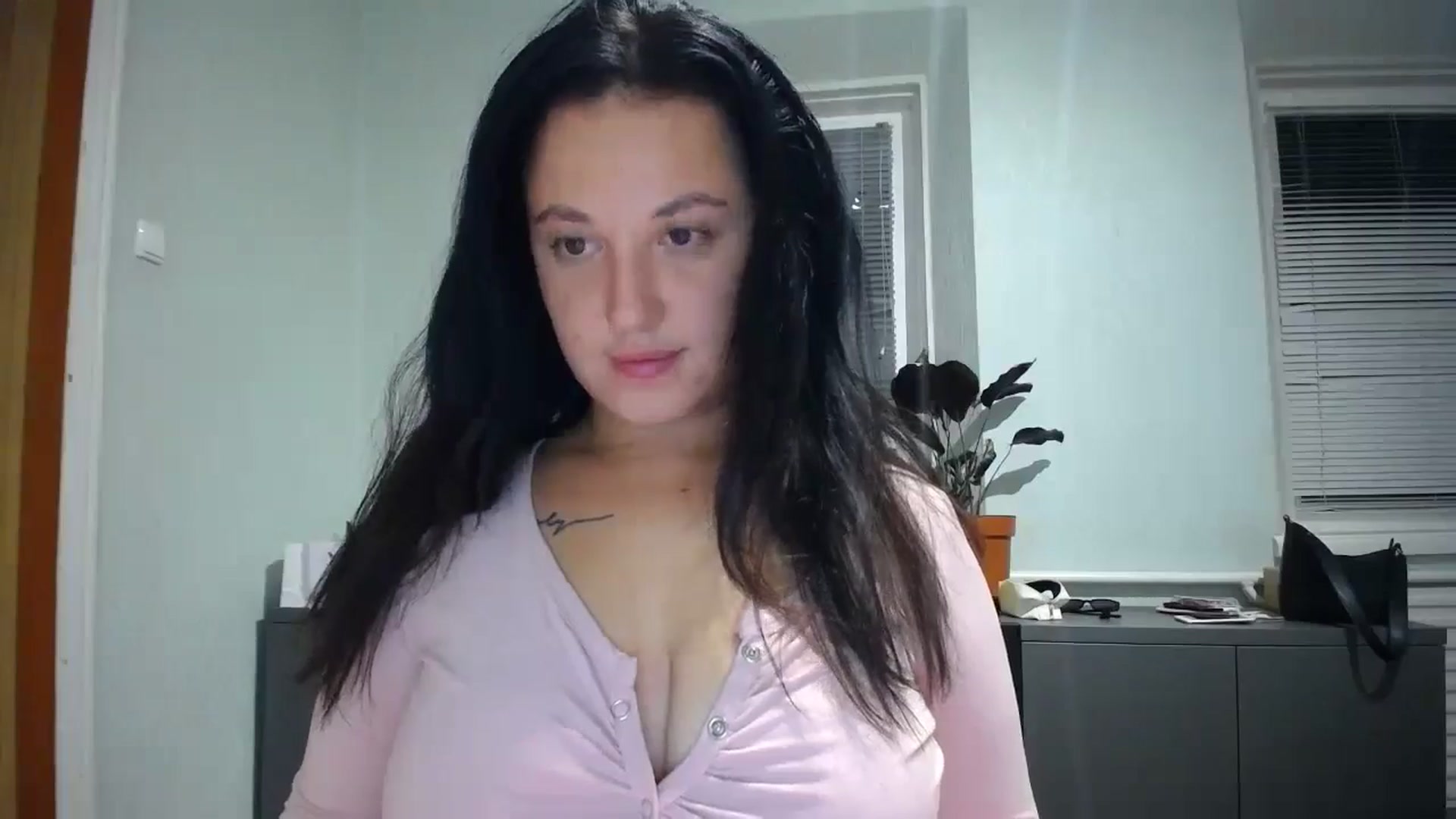 Gallery image thumbnail from DaddyWFantast's myfreecams stream on, 09/06/2024, 18:40 image 10 of 20