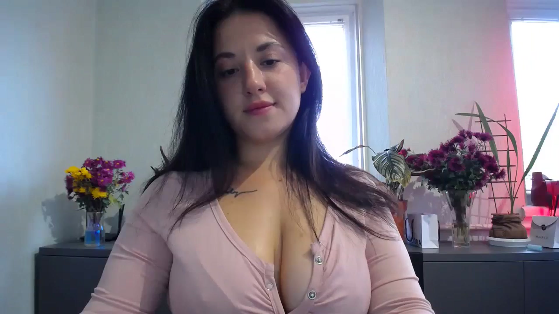 Gallery image thumbnail from DaddyWFantast's myfreecams stream on, 11/13/2024, 11:17 image 14 of 20