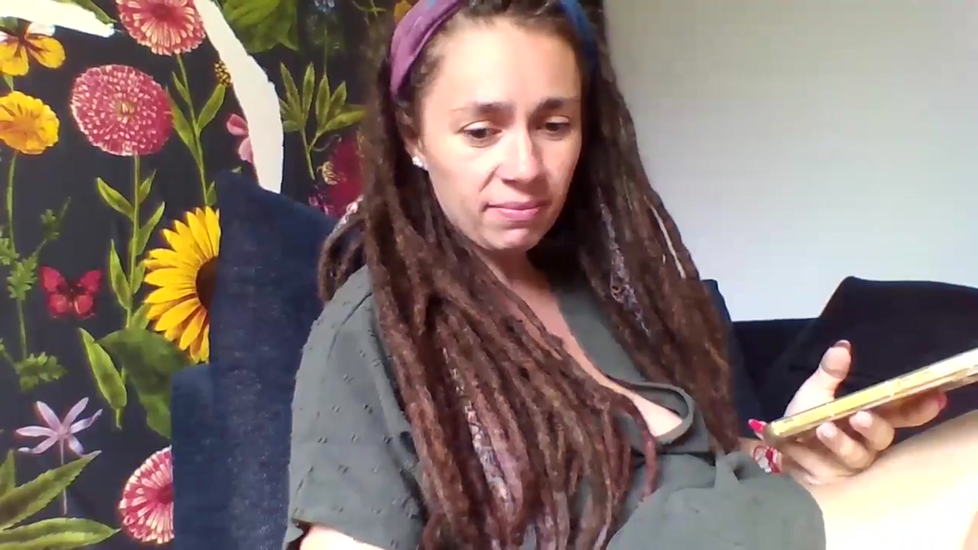 Gallery image thumbnail from Daddysgirl20's myfreecams stream on, 08/17/2024, 10:19 image 14 of 20