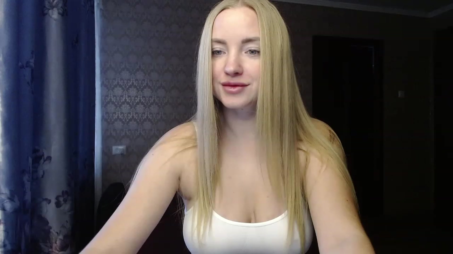 Gallery image thumbnail from Dafnaa's myfreecams stream on, 02/01/2023, 13:27 image 9 of 20