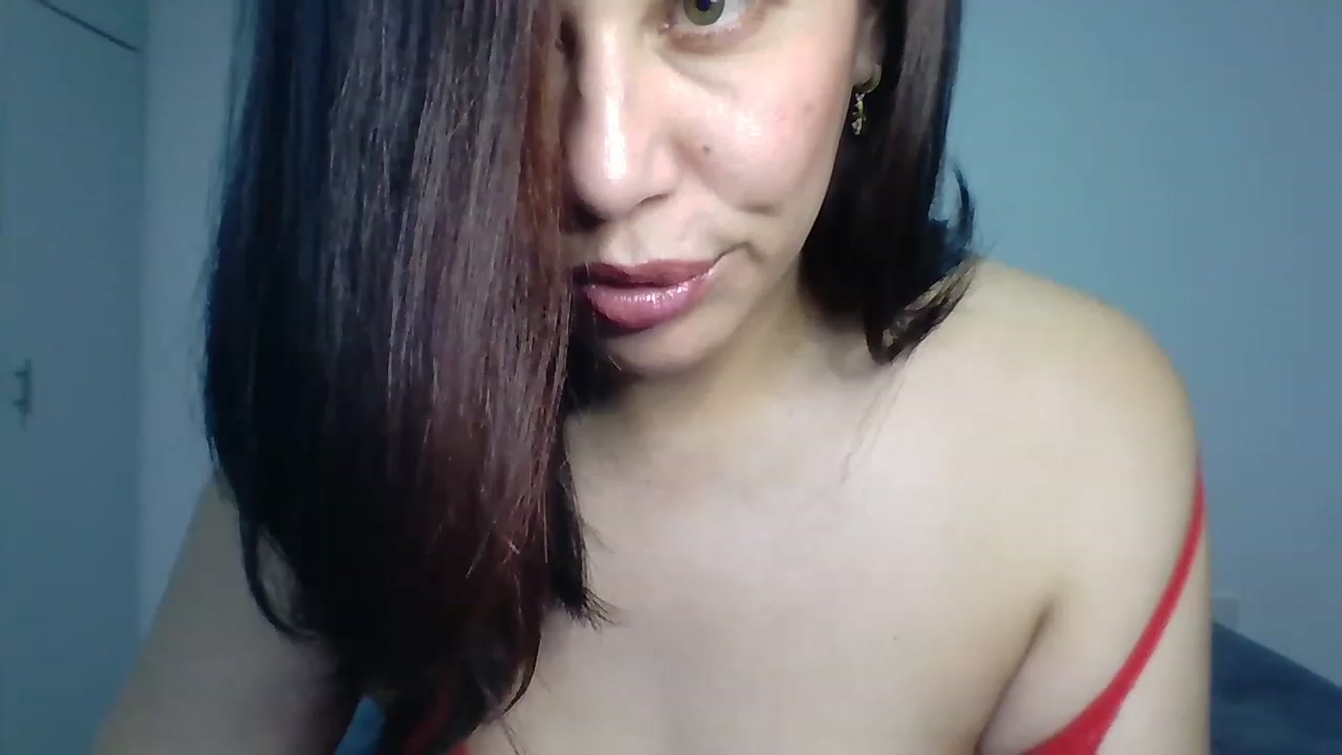 Gallery image thumbnail from DafneMFC's myfreecams stream on, 11/15/2022, 05:02 image 4 of 20