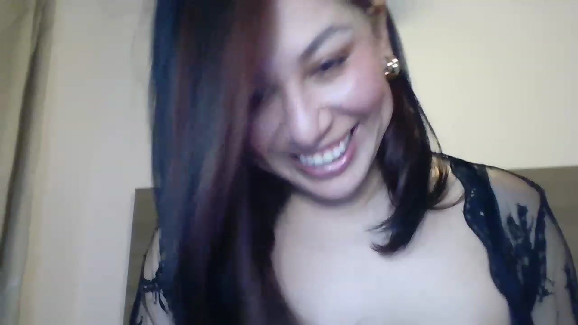 Gallery image thumbnail from DafneMFC's myfreecams stream on, 11/19/2022, 08:23 image 4 of 20