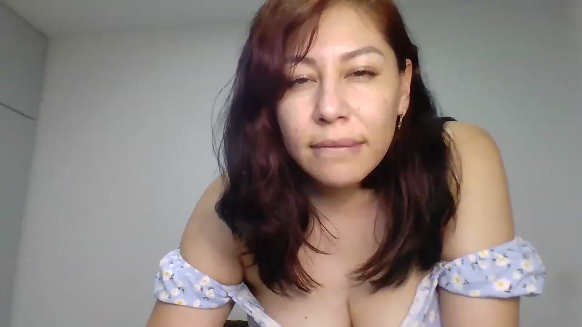Gallery image thumbnail from DafneMFC's myfreecams stream on, 11/22/2022, 08:27 image 5 of 20