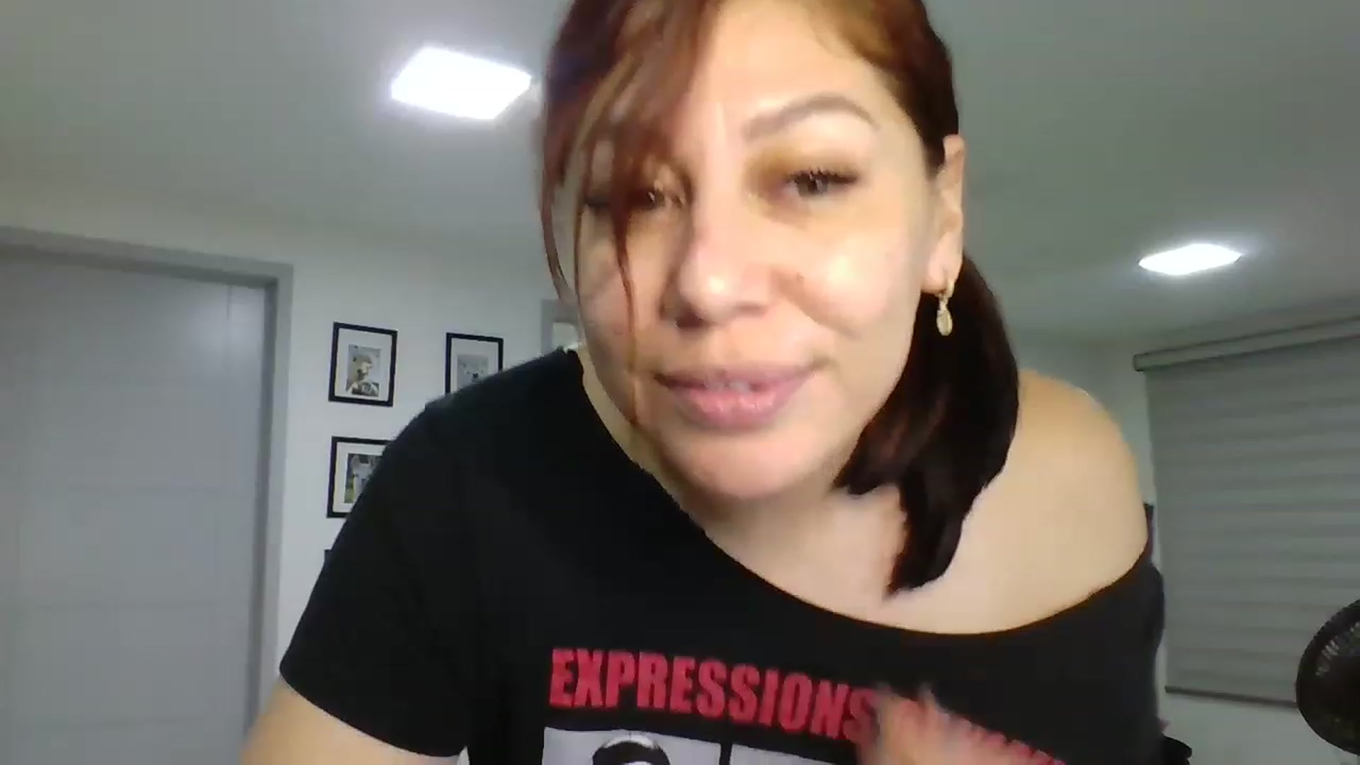 Gallery image thumbnail from DafneMFC's myfreecams stream on, 11/28/2022, 05:39 image 4 of 20