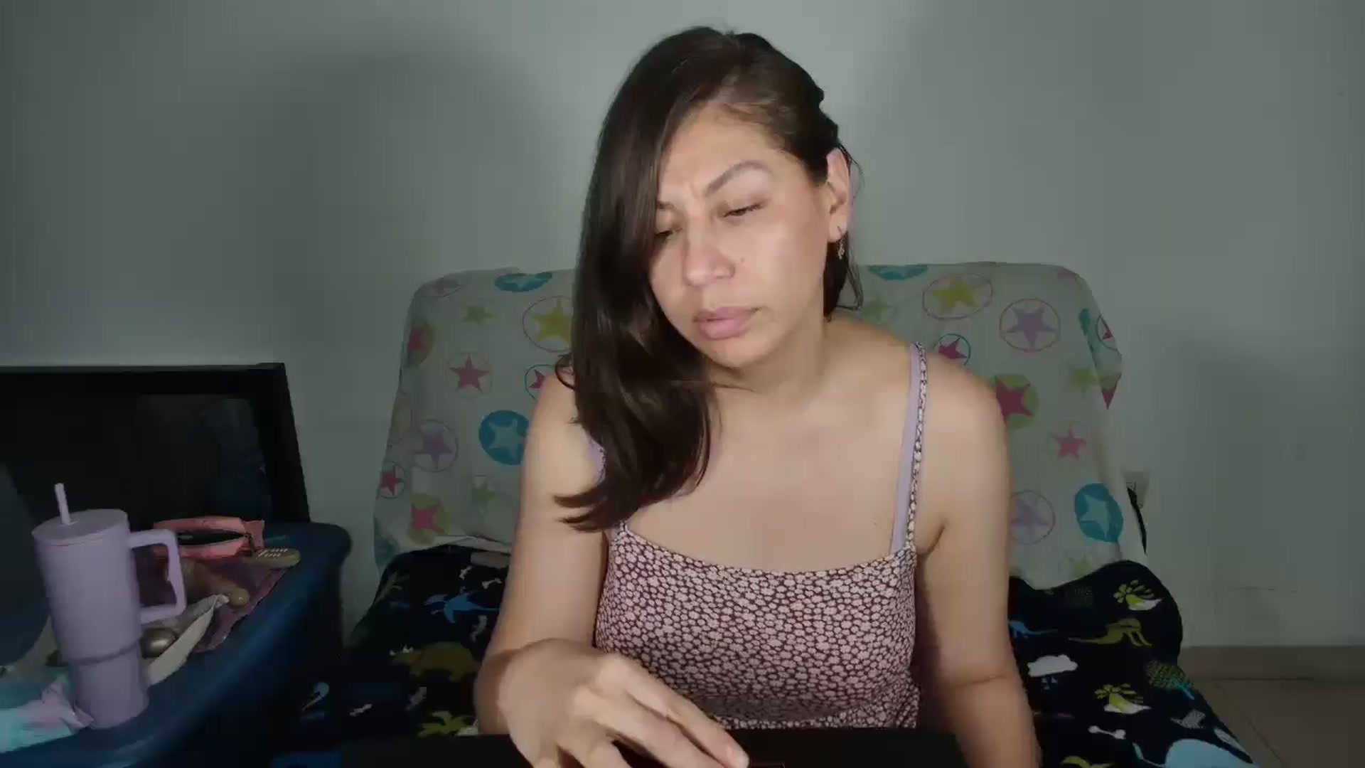 Gallery image thumbnail from DafneMFC's myfreecams stream on, 05/01/2025, 14:27 image 1 of 20