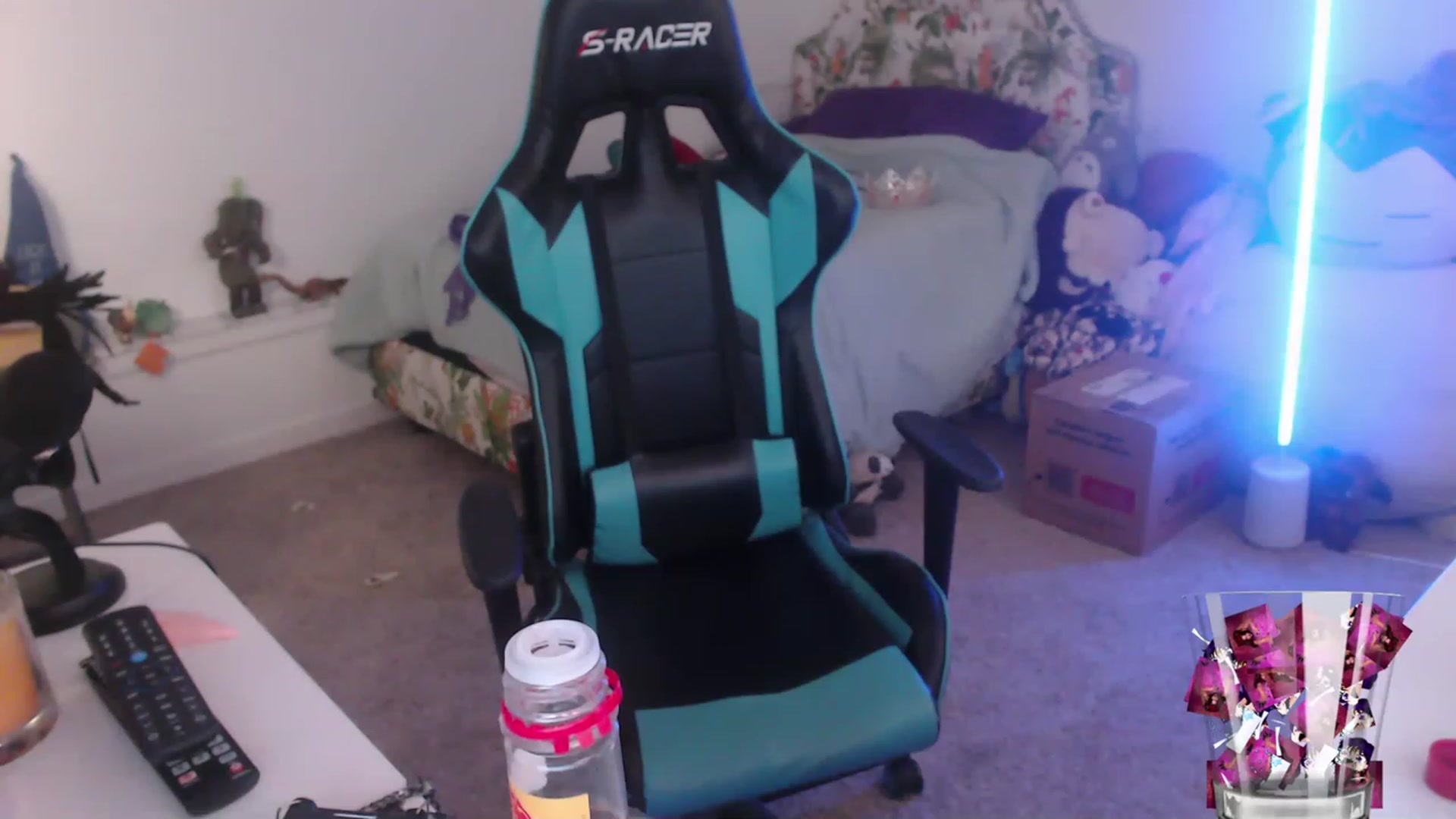 Gallery image thumbnail from DahliaIsDopey's myfreecams stream on, 12/02/2022, 03:47 image 5 of 20