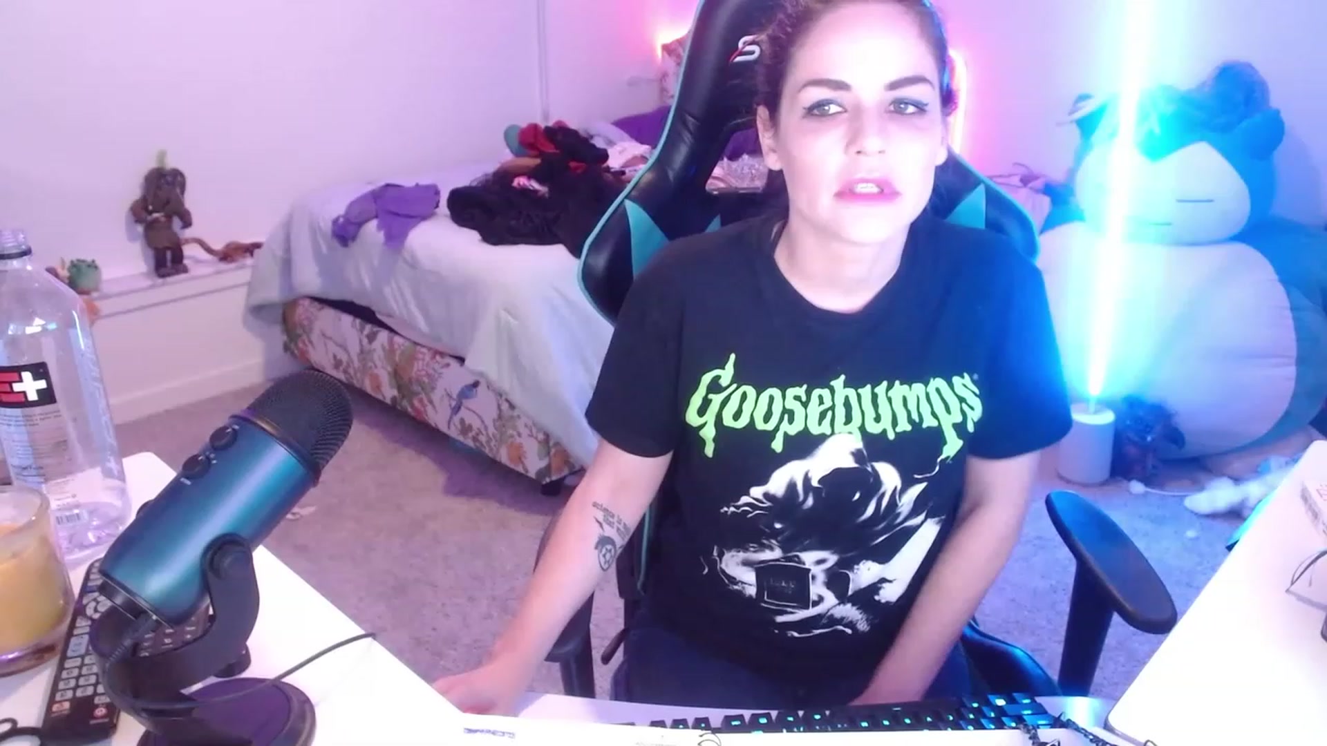 Gallery image thumbnail from DahliaIsDopey's myfreecams stream on, 12/05/2022, 04:10 image 2 of 20