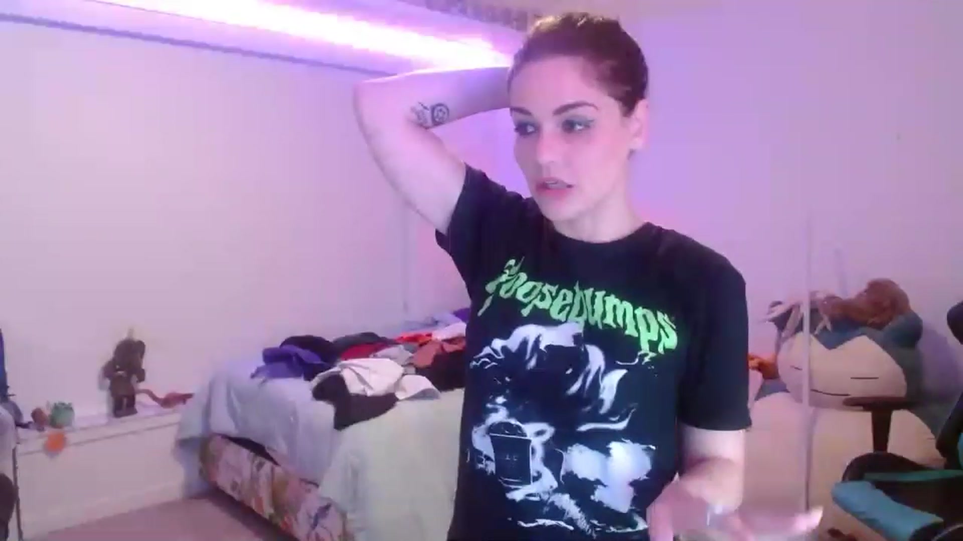 Gallery image thumbnail from DahliaIsDopey's myfreecams stream on, 12/05/2022, 06:23 image 19 of 20