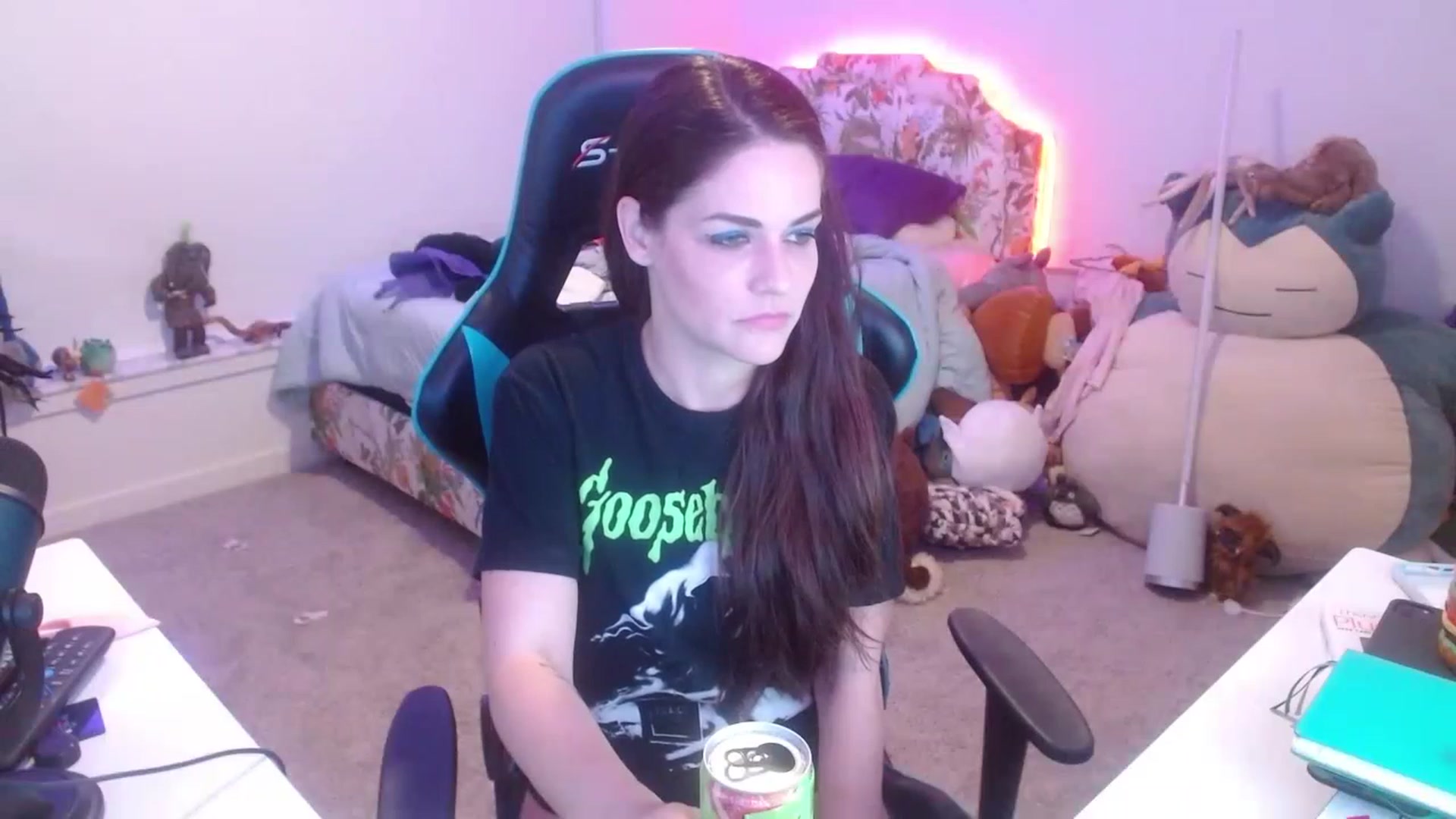 Gallery image thumbnail from DahliaIsDopey's myfreecams stream on, 12/05/2022, 06:41 image 5 of 20