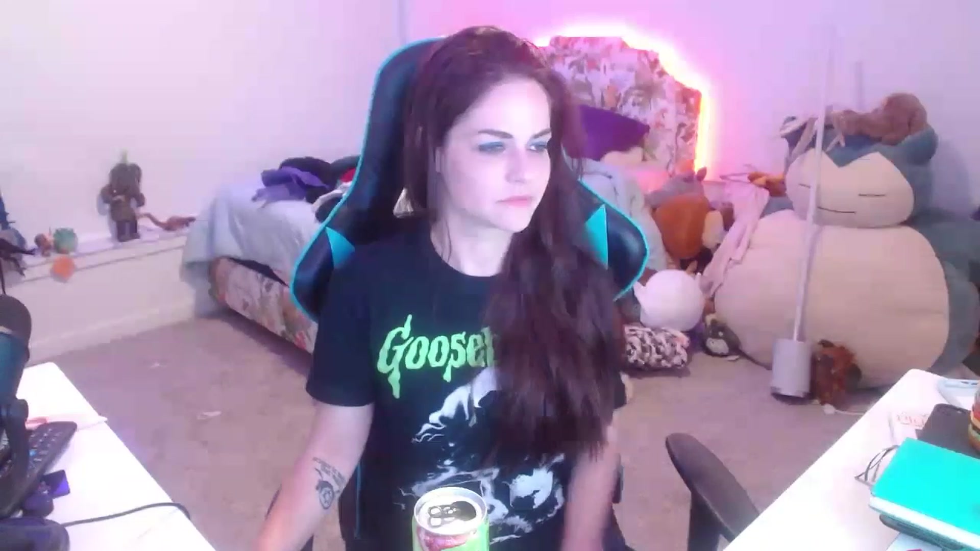 Gallery image thumbnail from DahliaIsDopey's myfreecams stream on, 12/05/2022, 06:41 image 9 of 20