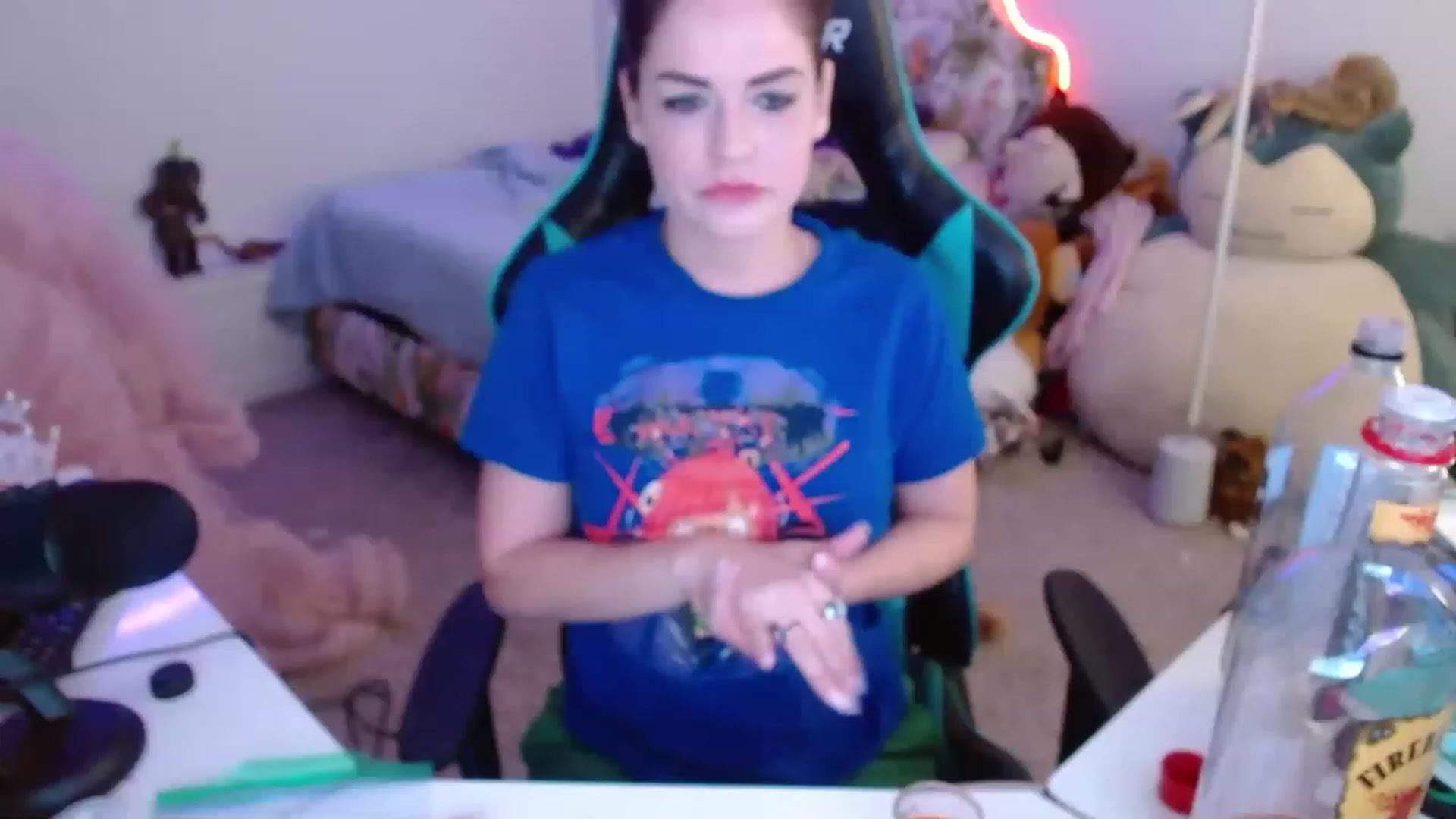 Gallery image thumbnail from DahliaIsDopey's myfreecams stream on, 12/11/2022, 03:52 image 7 of 20